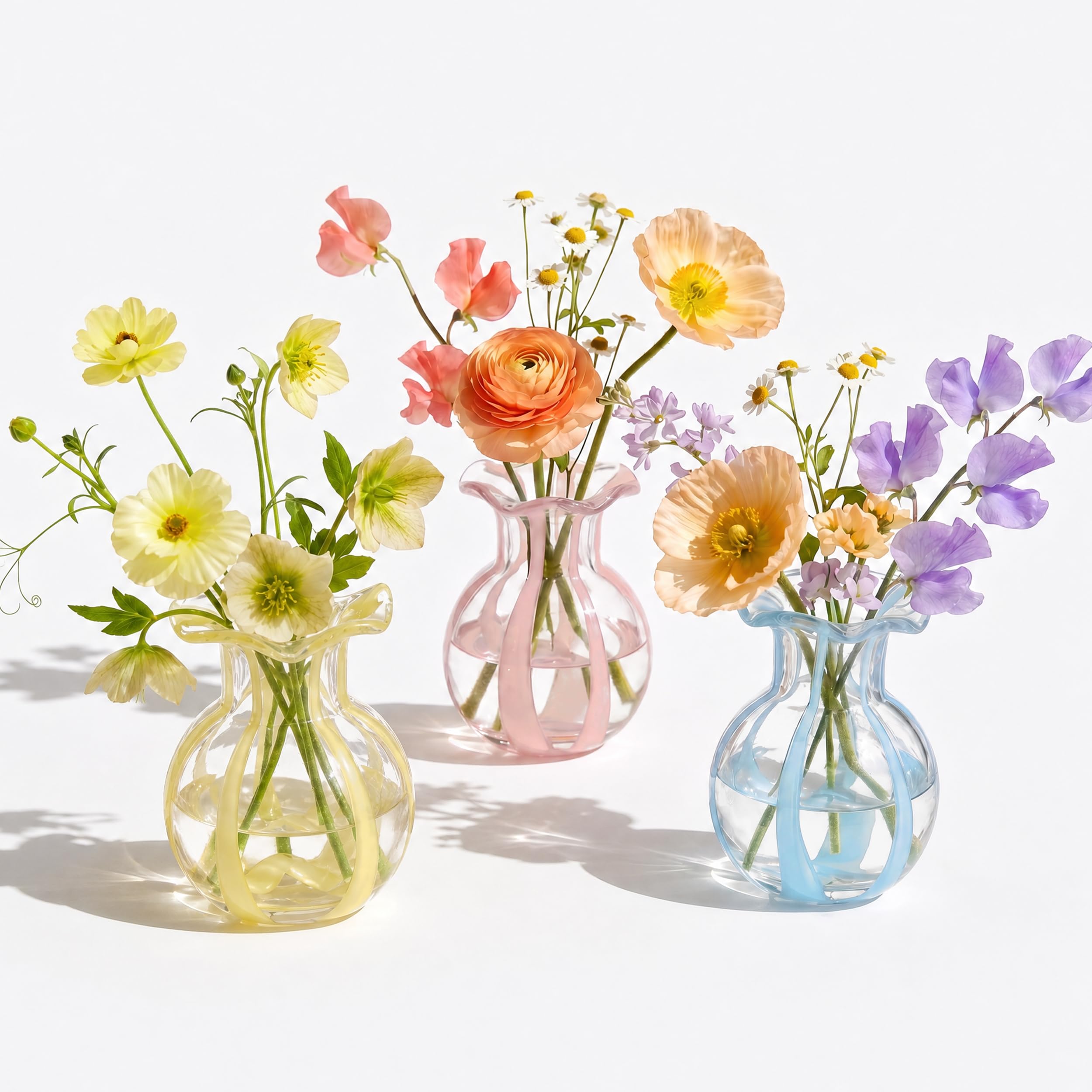 Photo 1 of CHANG SONG 3-Piece 4.5" Ruffled Ribbon Small Glass Vases