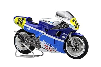 タミヤ 1/12 YZR500、TZ250M、RGV-Γ'01 3台セット タミヤ 1/12 YZR500、TZ250M、RGV-Γ'01 3台セット タミヤ 1/12