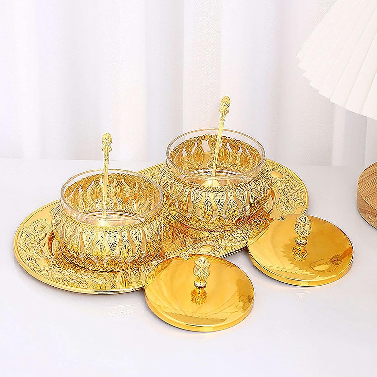 Sucrier,sucrier avec Couvercle,sucrier doré avec Couvercle et cuillère, Pot à épices en Verre doré, Pot à Bonbons avec Plateau for décoration de Cuisine-Or-Ensemble Entier