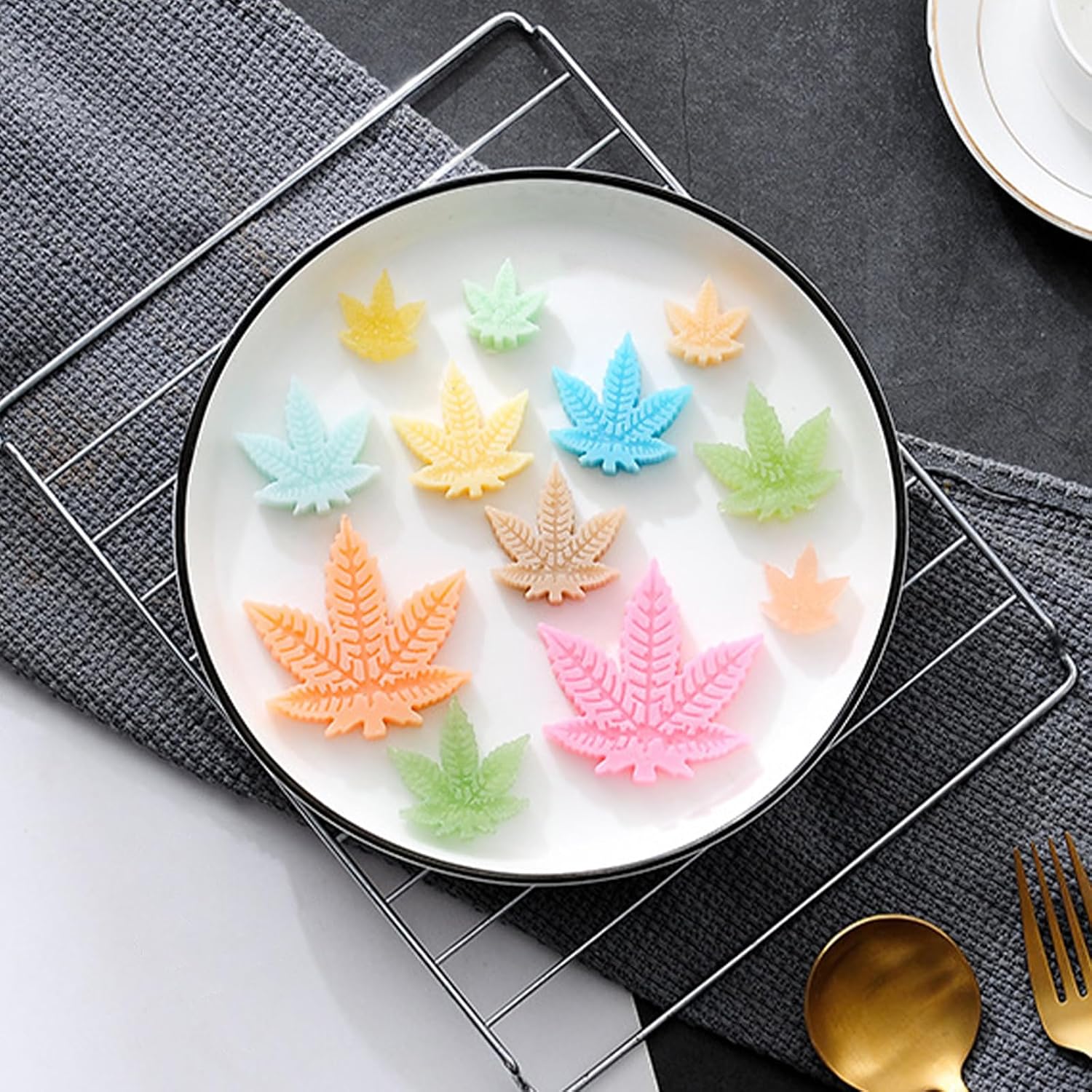 Leaf Silicone Mold Trays, 2Pcs Nonstick Silicone Pot Leaf Mold, Maple Leaves Chocolate Molds for Baking Gummy Candy Soap Wax Melt Ice Butter Jello Lollipop, 11.7" x 6.9" x 1.0", 12-Cavity Each, Grey