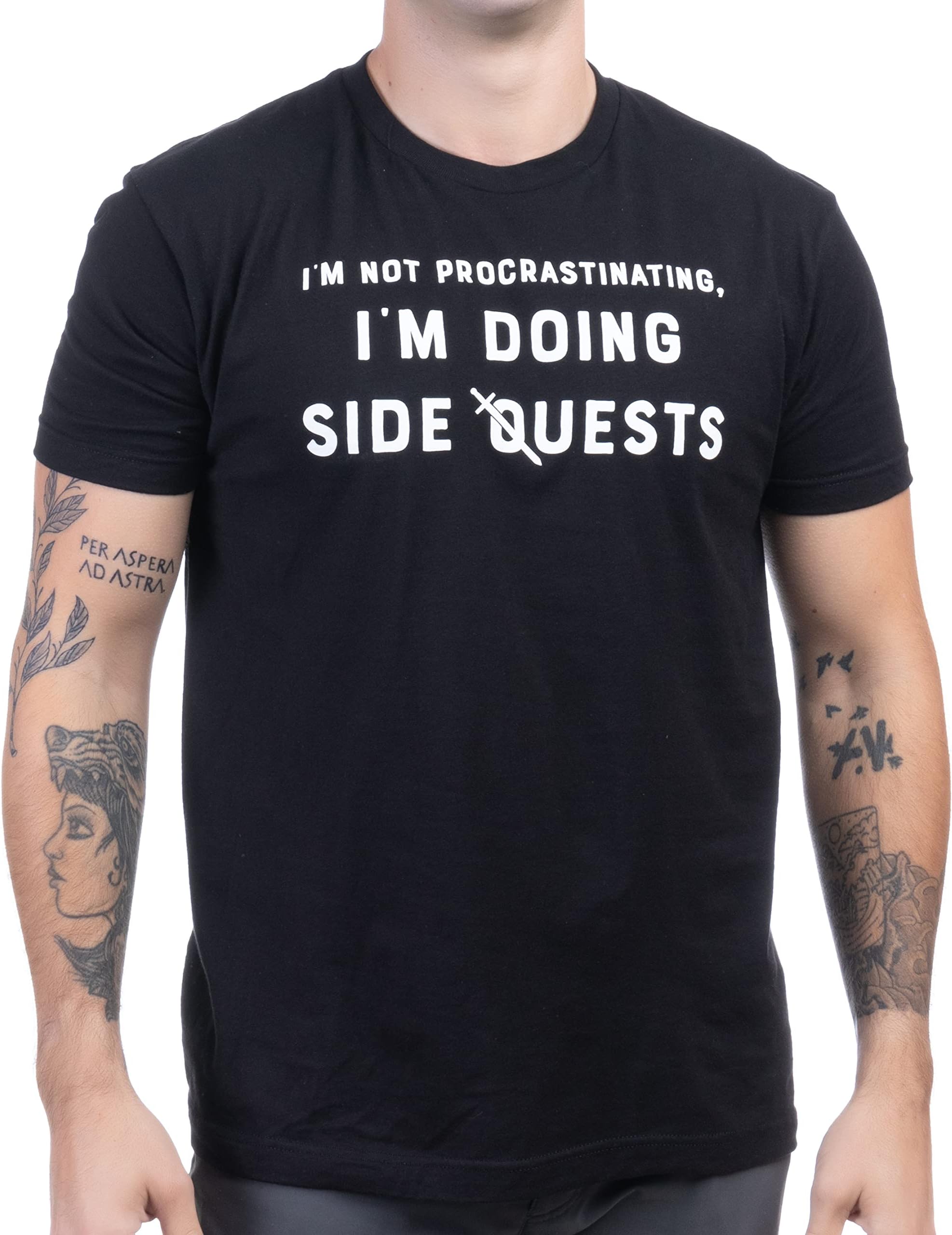 Ann Arbor T-shirt Co.I'm Not Procrastinating, I'm Doing Side Quests - Funny Video Gamer Joke Game Tee Shirt for Men Women