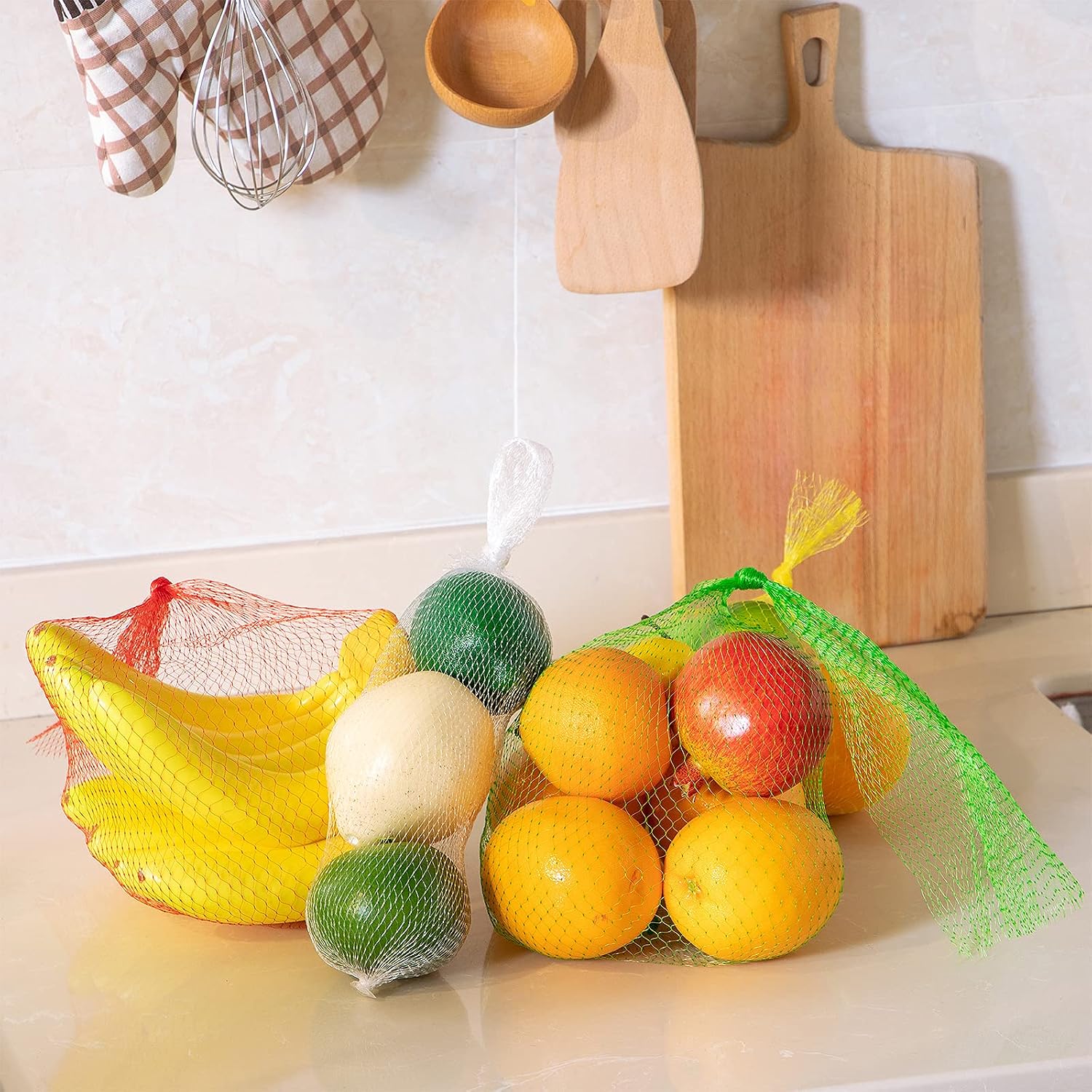 Shappy 300 Pcs Reusable Mesh Nylon Netting with Loop Style Closures, Onion Reusable Nylon Mesh Net Produce Grocery Toys Fruits Vegetables Storage Poly Bags, Seafood Bag,13.8-23.6 Inch 4 Sizes