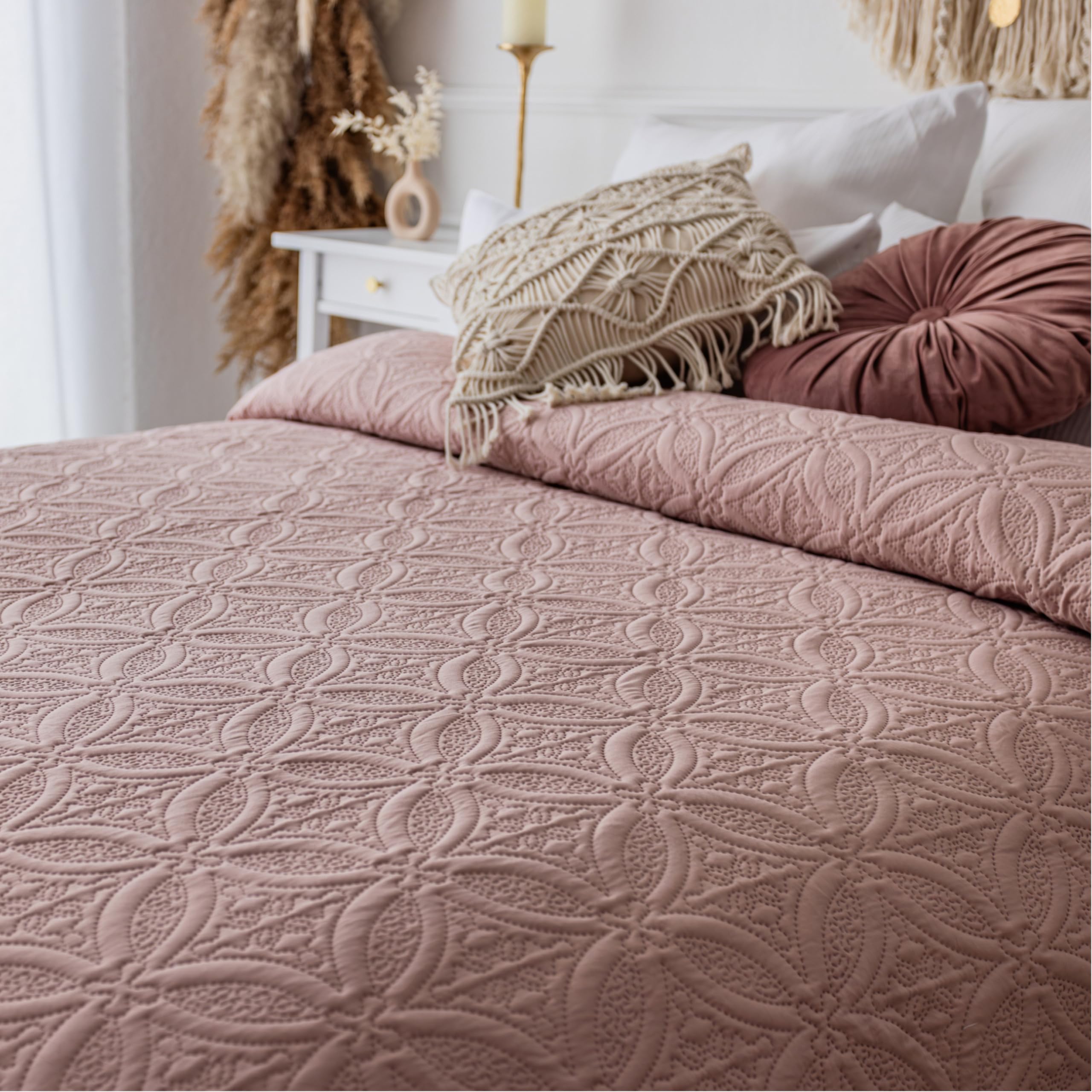 Tagesdecke Bett Bettüberwurf Überwurf Ornamente 220x240cm Sofaüberwurf Steppdecke Sofa Decke Überwurfdecke Tages Decken Betthusse XXL Überdecke Gesteppte Tagesdecken (Altrosa)