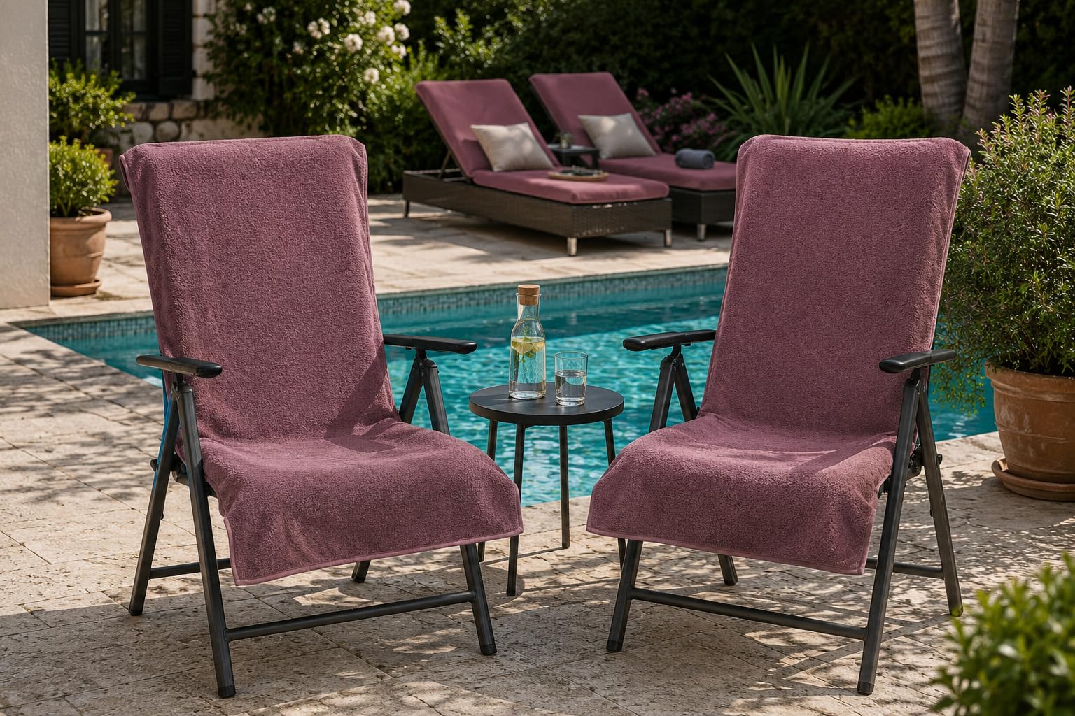 Brandsseller Housse en Éponge pour Chaise de Jardin 65x130 cm – Coussin de Siège d'Extérieur en Coton 100% – Serviette XL Confortable, Antidérapante, Lavable, Certifiée Oeko-Tex – Mûre