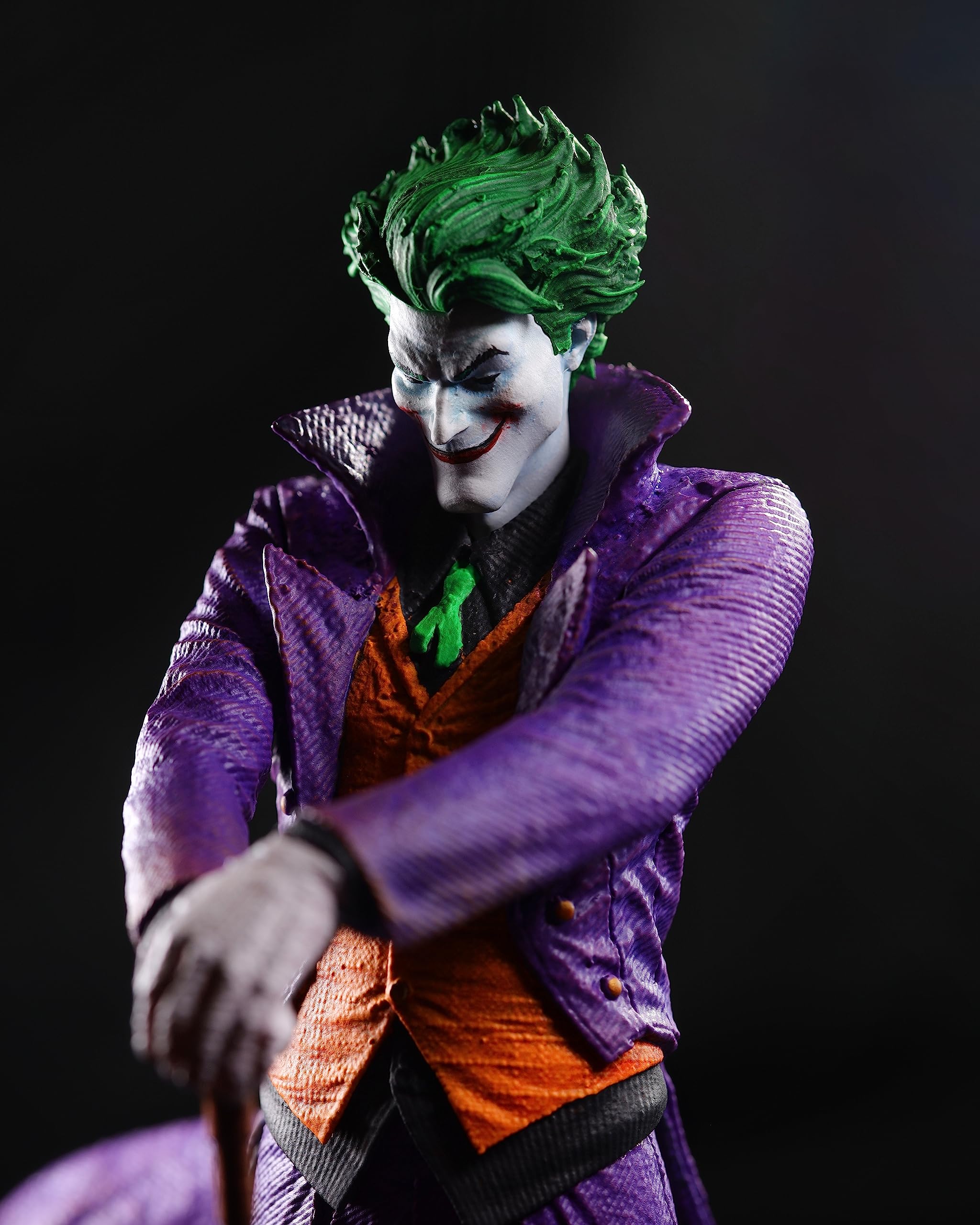 LANSAY - DC STATUE - Statua in Resina The Joker by Guillem March - Scala 1:10 Edizione Limitata Numerata a Mano - Personaggio Comics DC McFarlane - Statuetta da Collezione per Adulti e Adolescenti