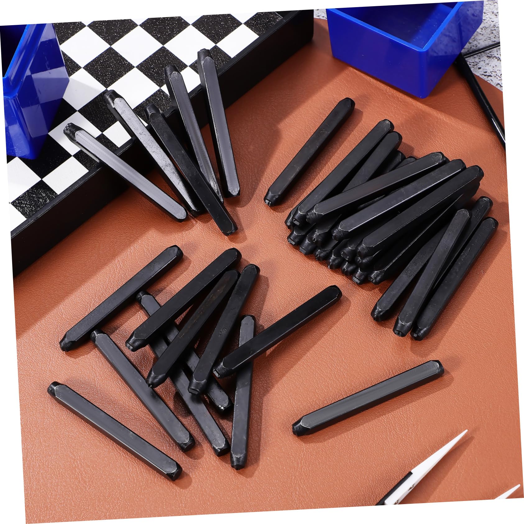 NUOBESTY Juego de Punzones de Acero al Carbono para Estampar Números Alta Precisión, Stamp Puncher Adecuado para Aficionados y Maquinistas en Metal y Plástico