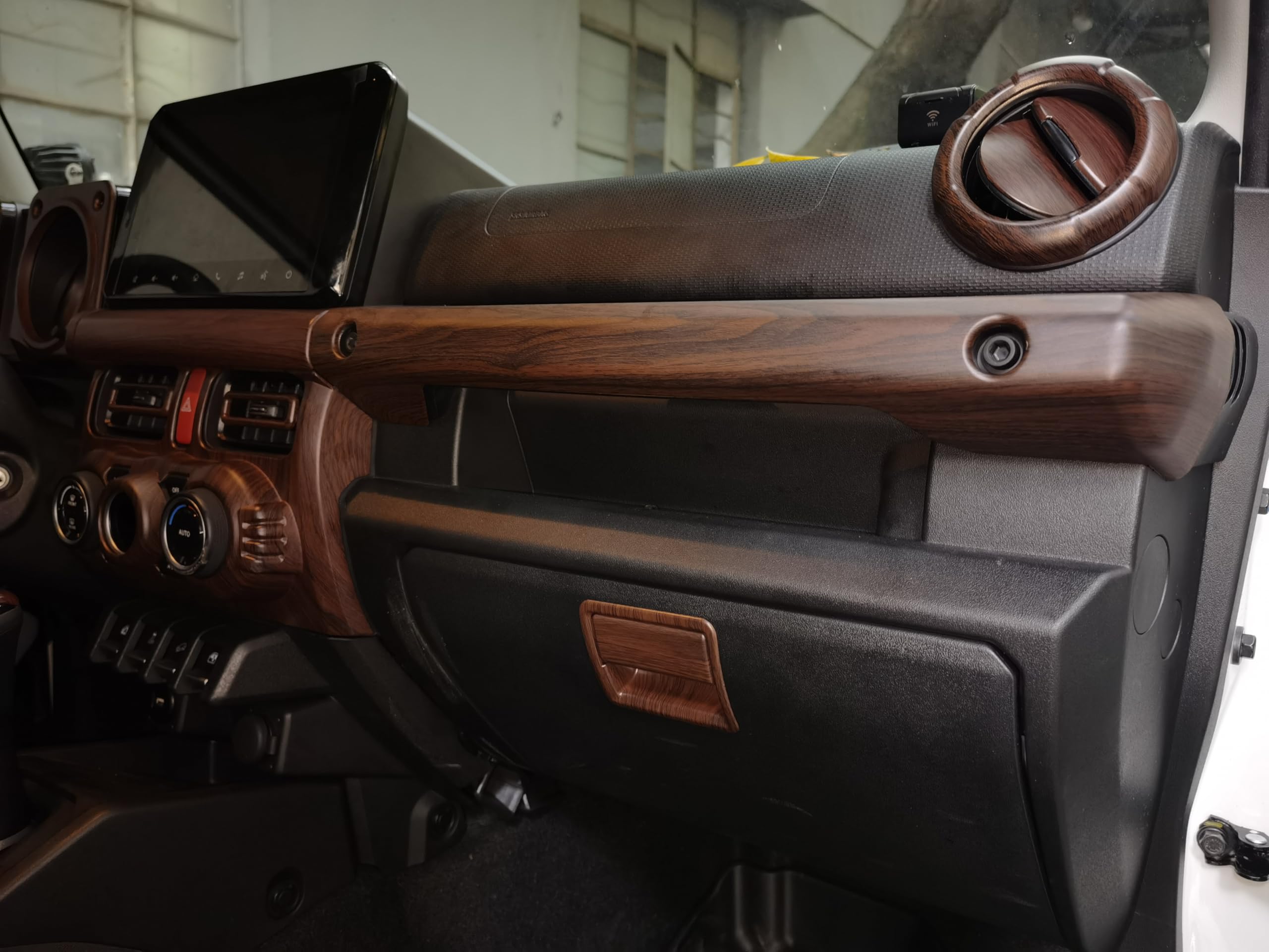 Amazon.co.jp: HOLACAR ジムニー JB64 グローブボックスハンドルカバー