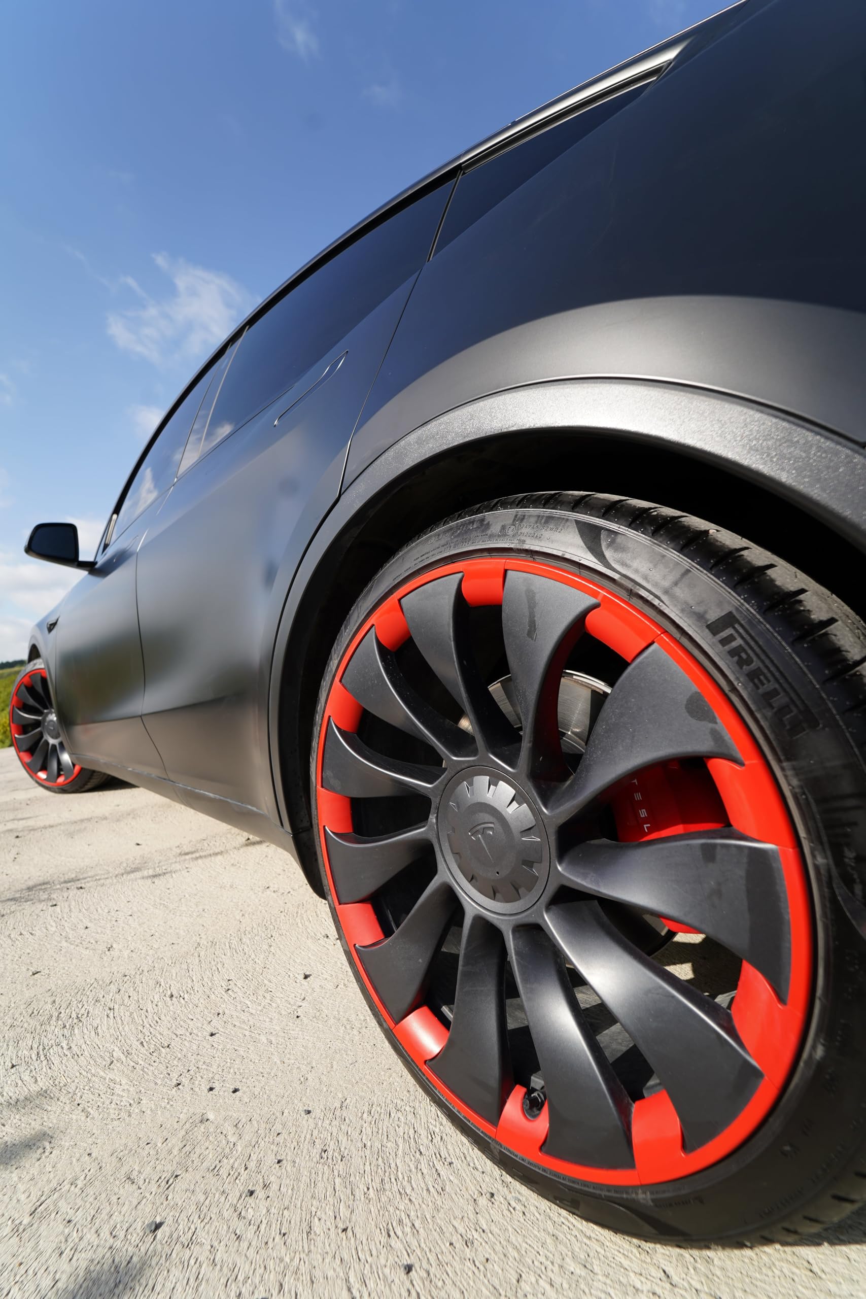 Tesla Model Y Uberturbine 21" Felgenschutz – Klebstofffreie Ultra-Fest Klemmpassung, CNC-Präzisionsschnitt, PPF Inklusive, 4er Set (4 Räder) Komplettsatz – Rot