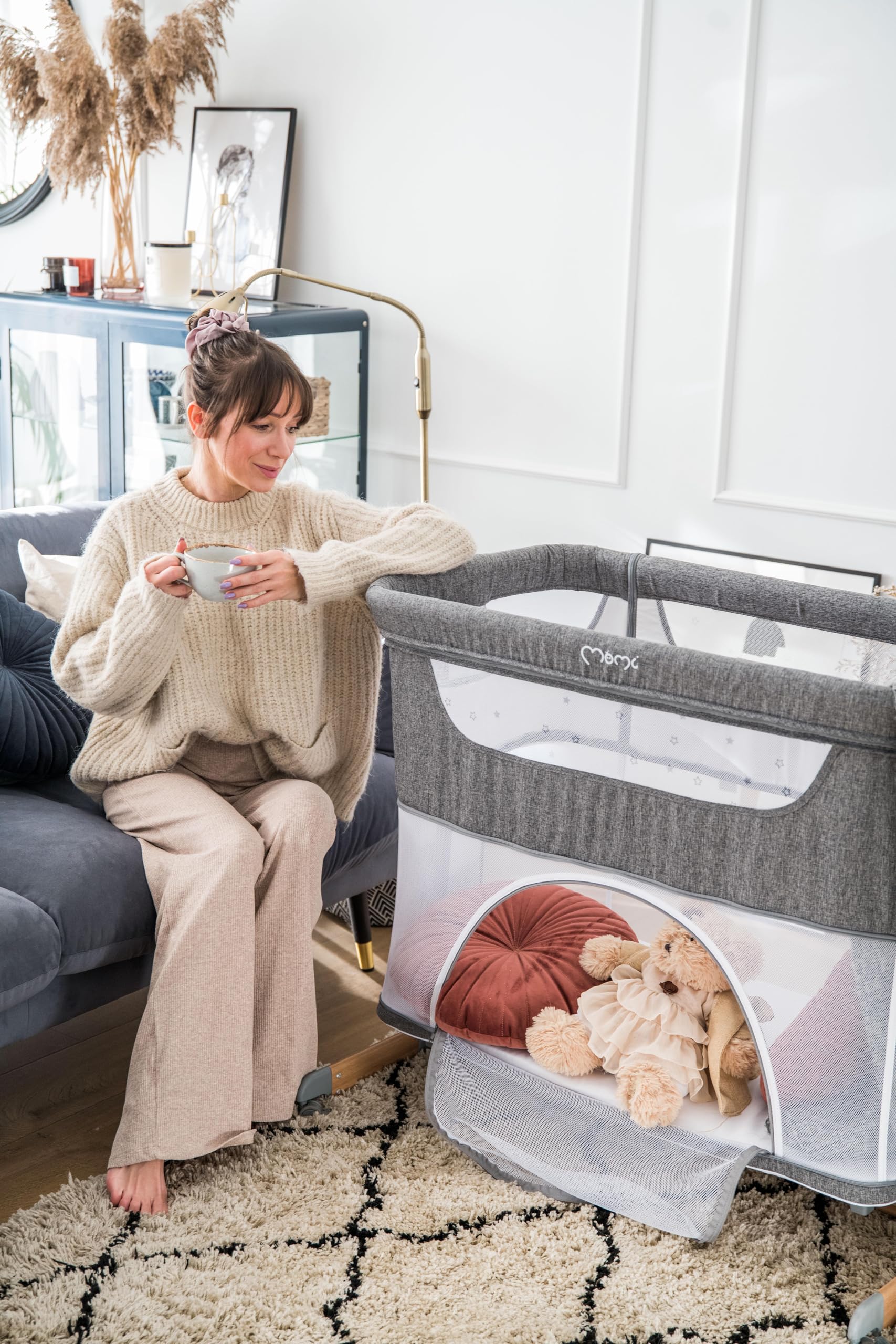 Momi Lit d'enfant Multifonction Smart Bed 4 en 1, lit d'appoint et Parc, jusqu'à 15 kg, réglage hauteur 5 niveaux, avec matelas