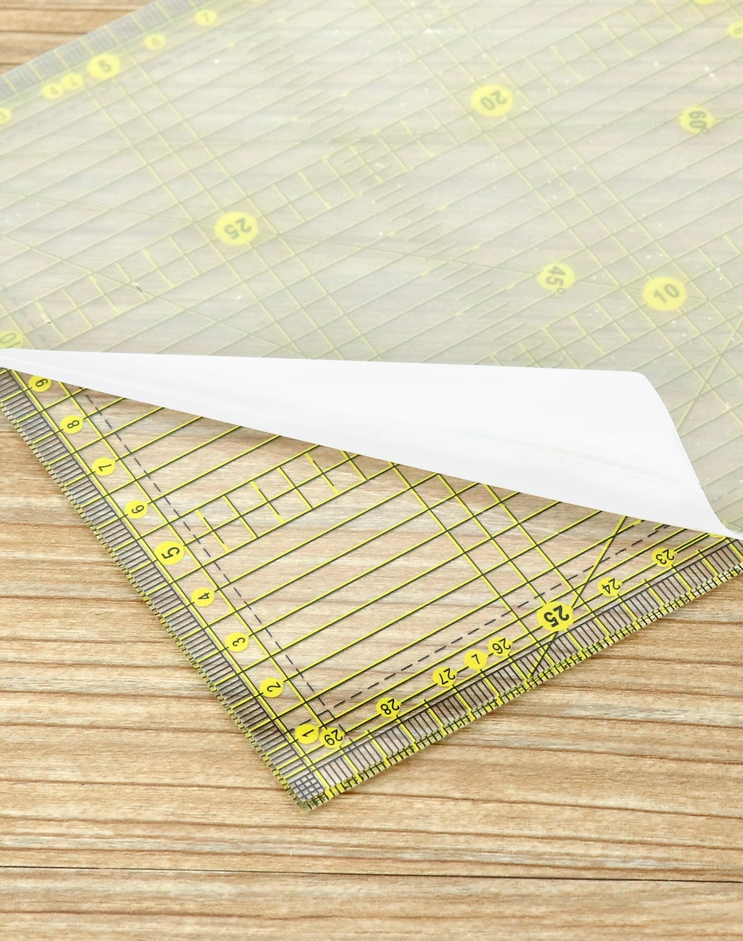 QWORK® 15 x 30cm Quilting Ruler, Precise Sewing Ruler for Quilting Sewing and Patchworks (6” x 12”), White - Image 4