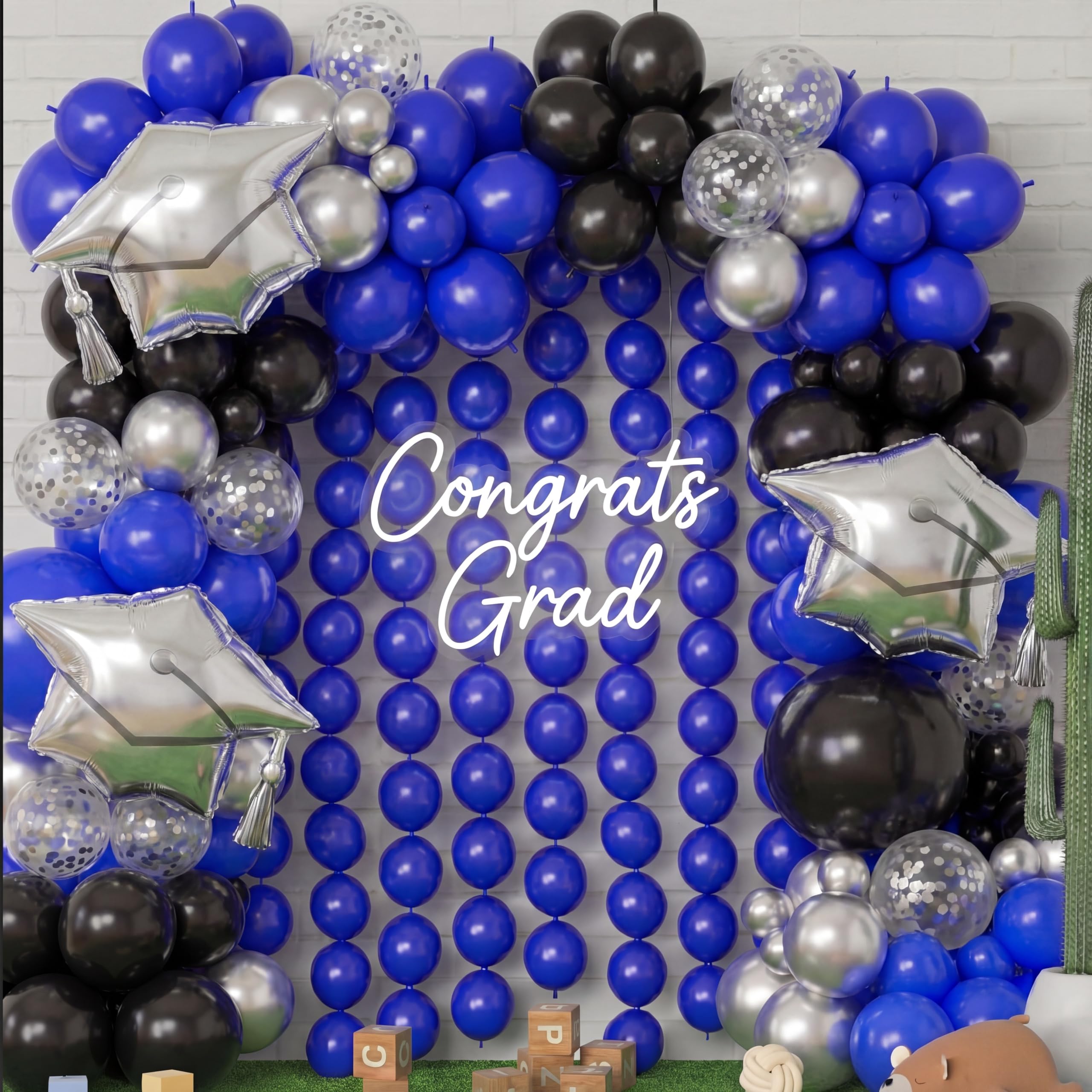 Photo 1 of Meanplan 100 Pcs Link Balloon Quick Linking Latex Connected Balloons Linkable for Easter Wedding Independence Day Birthday Party Decoration(10 Inch,Dark Blue)