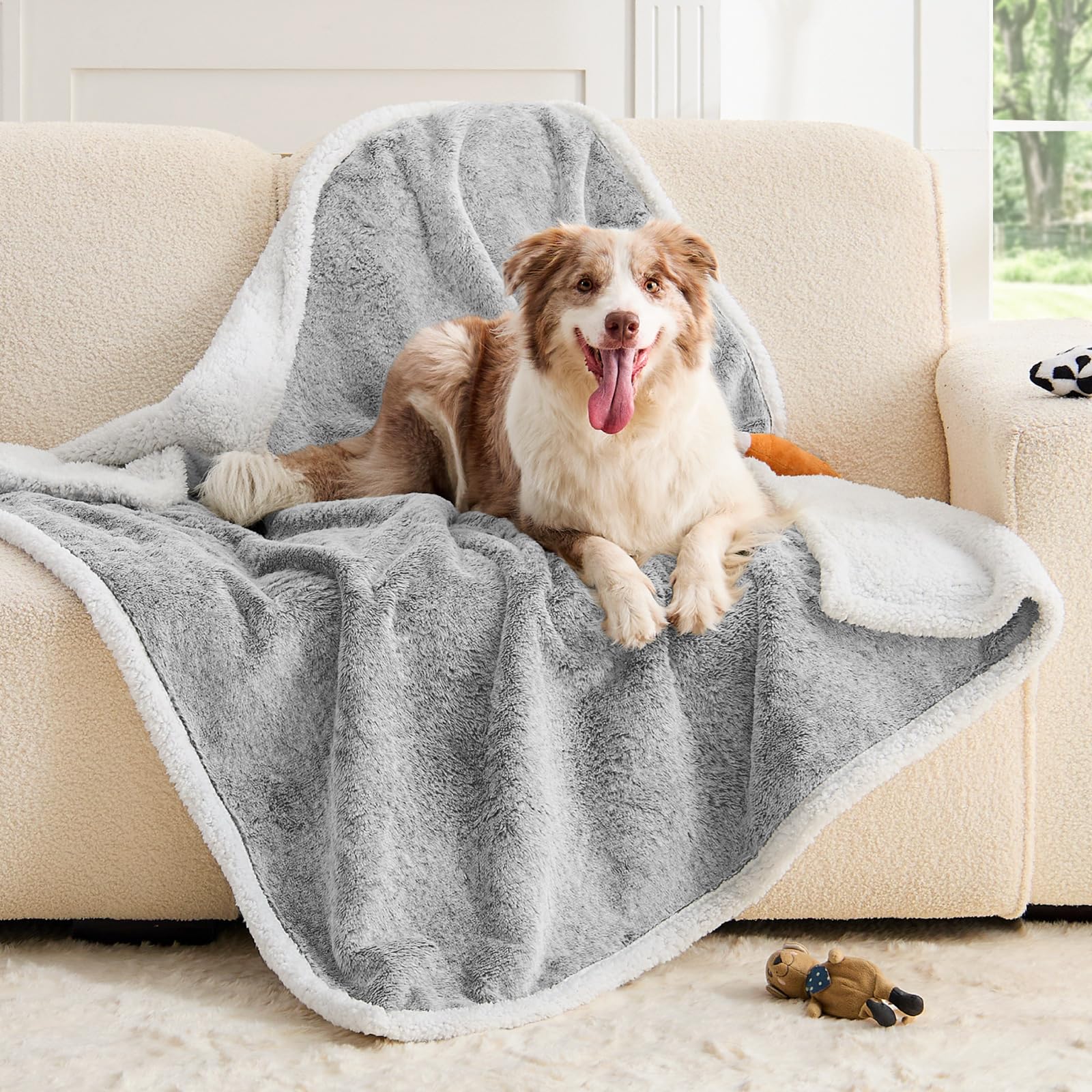 ChiXnuggle Waterproof Dog Blanket (Light Grey, 50' x 60')