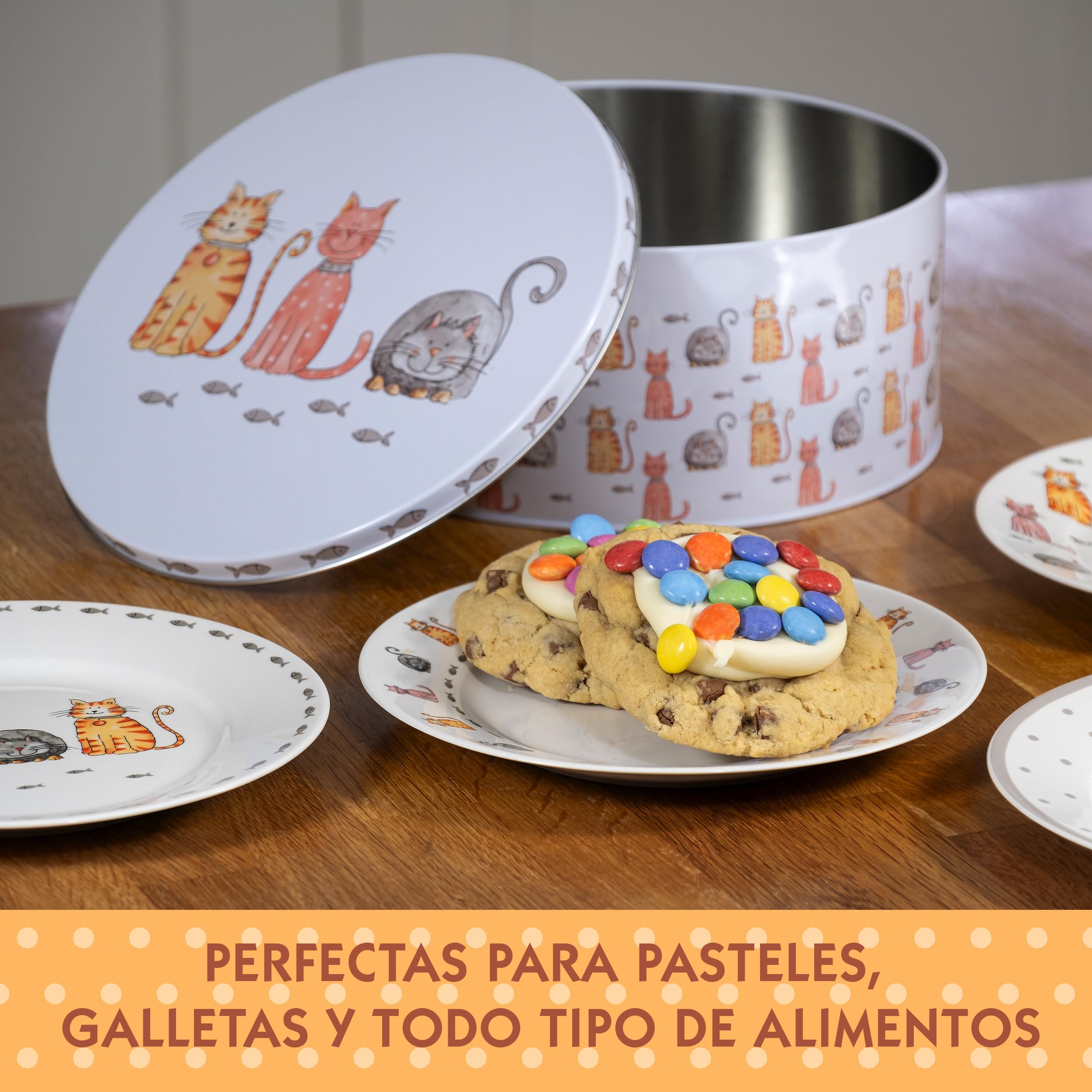 SPOTTED DOG GIFT COMPANY Juego de 3 Latas Almacenamiento para Tartas Redondas, Cajas para Galletas y Pasteles de Metal, Apilables Herméticos, Pequeño 20x9cm, Mediano 22x10cm, Grande 25x11cm - Gatos
