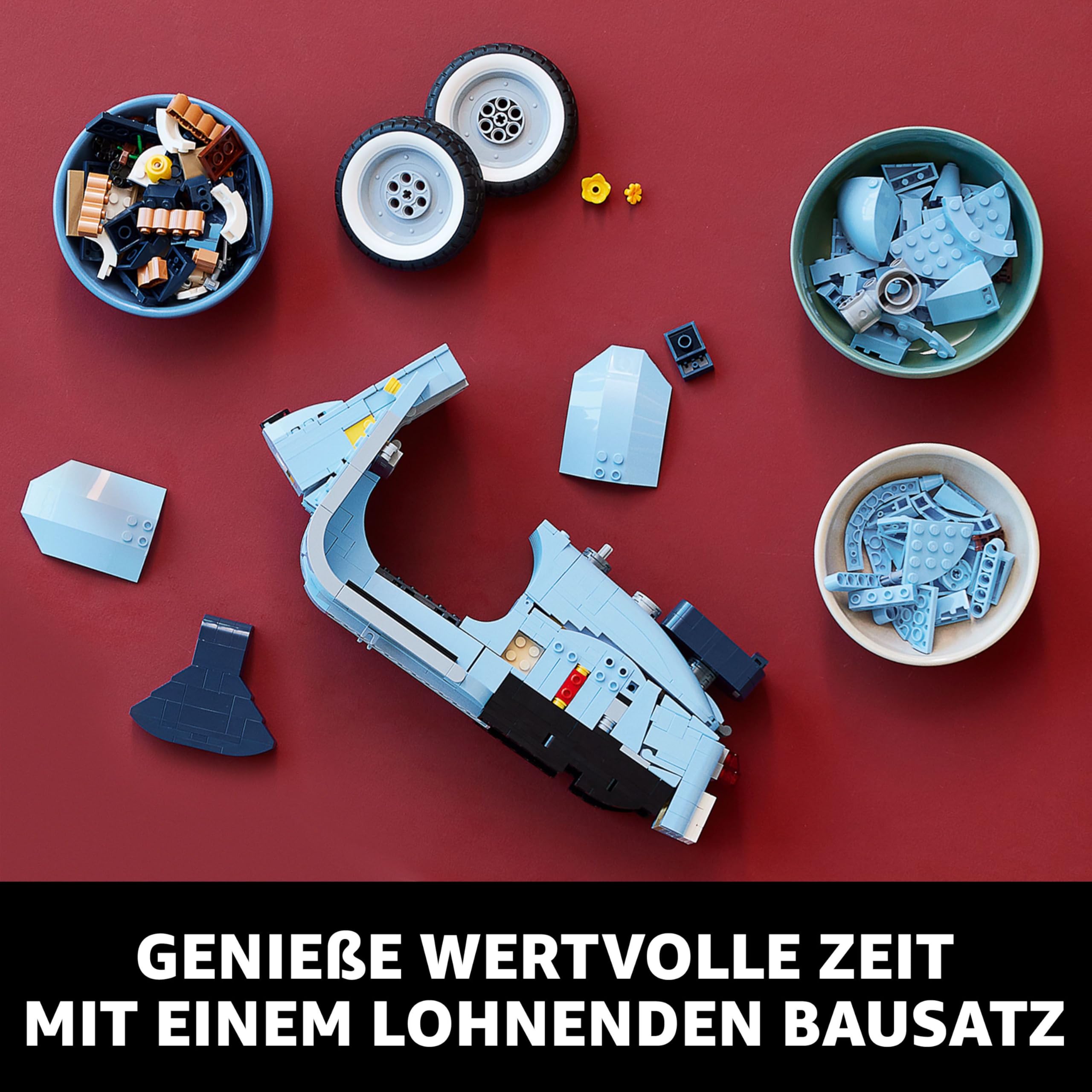 LEGO Icons Vespa 125, Motorrad-Modell zum Bauen, Vintage Roller aus Italien, Modellbausatz für Erwachsene, Austellungsstück als Zimmer-Deko, Geschenke für Frauen und Männer 10298