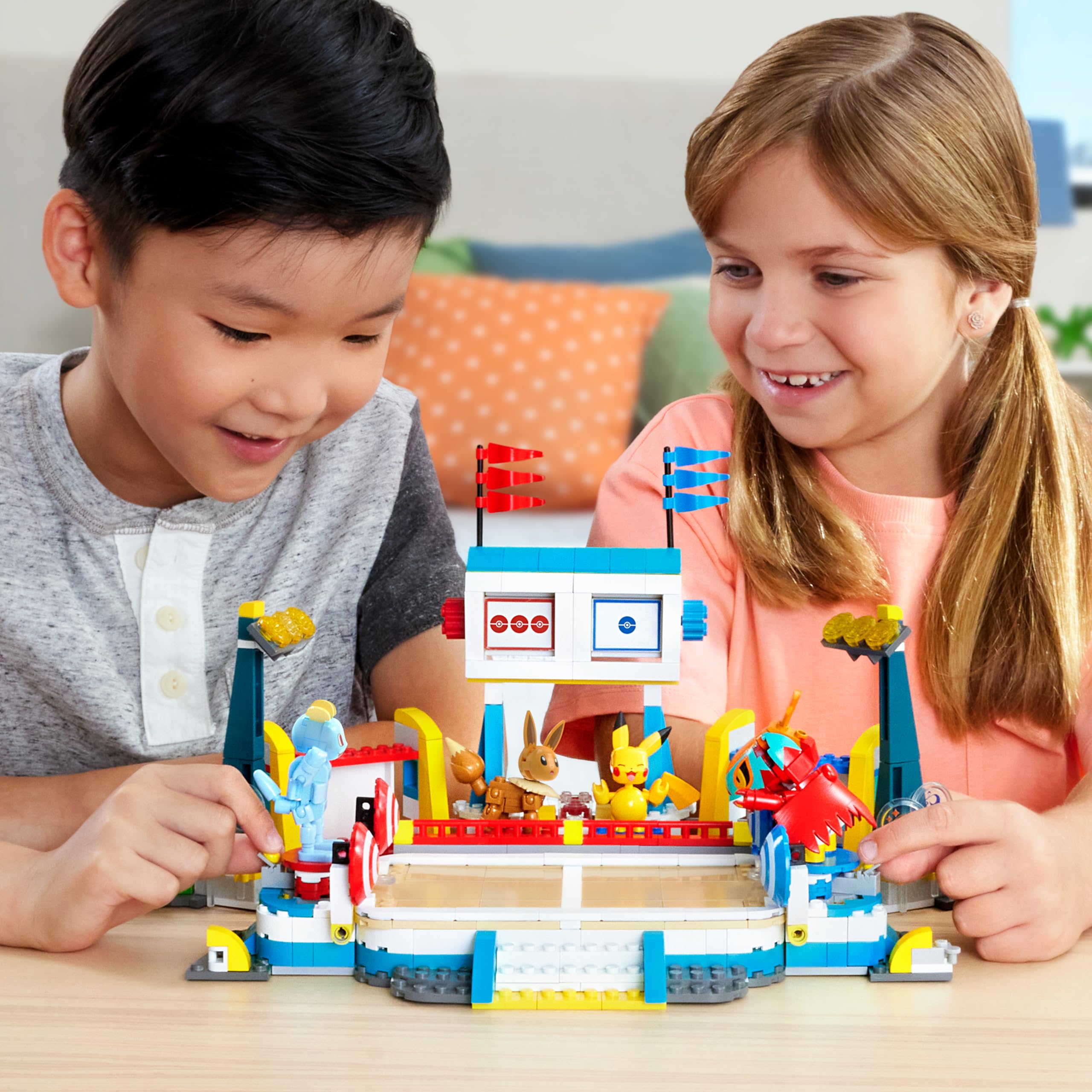 MEGA Pokémon Actionfigur-Bauspielzeug, Trainingsarena mit 1101 Teilen, Kampfspiel und 5 bewegliche Figuren für Kinder, HWR82