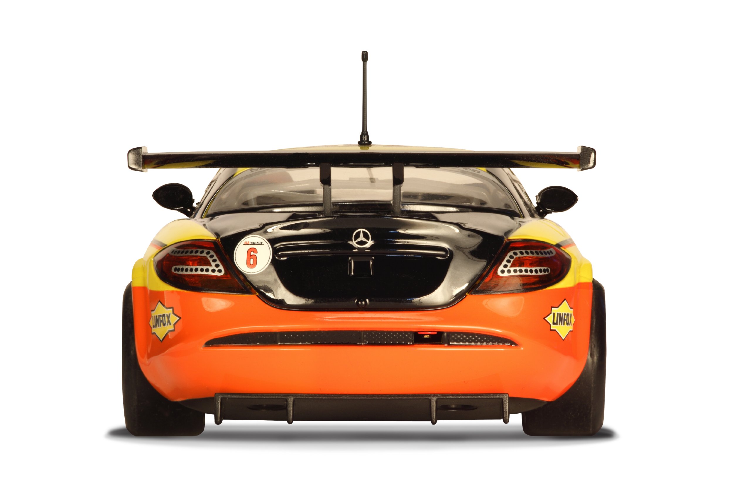 Scalextric 1:32 Mercedes Benz SLR McLaren 722 GT, DPR : Amazon.com
