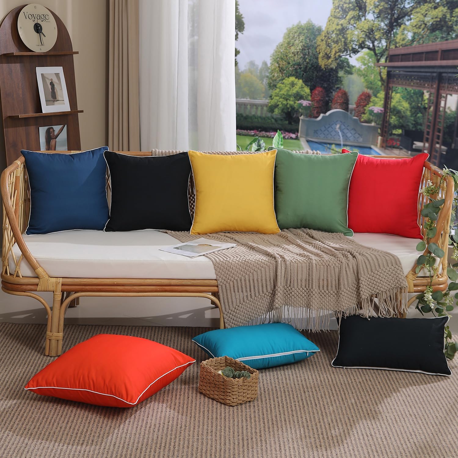 DFXSZ Outdoor Pillow Covers 20x20 Inch Set of 4 Square Pure Red Couch Outdoor Summer Waterproof Pillow Covers Decor for Patio Funiture Garden Sofa FS024E20
