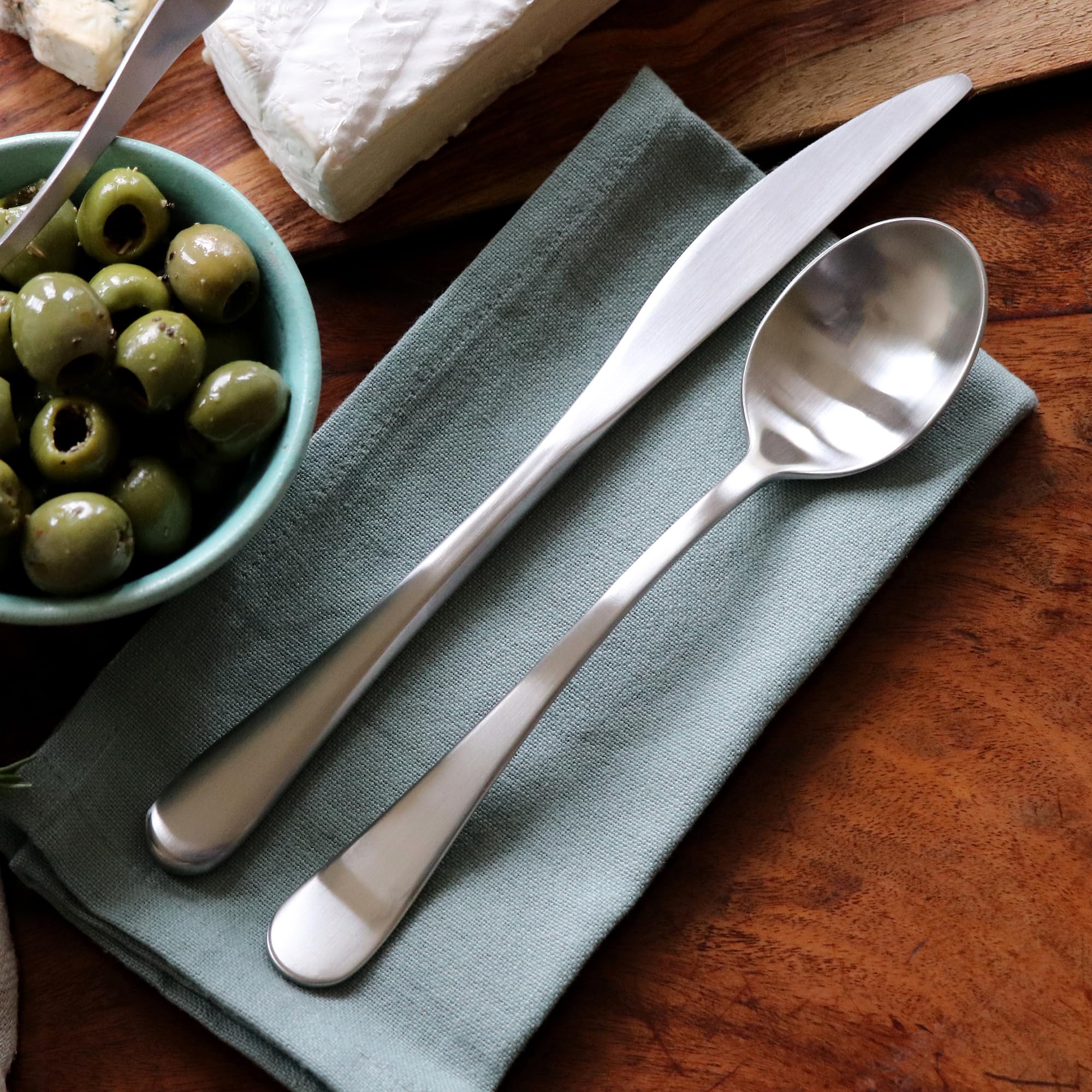 Amazon.com: Maddox Satin 20pc Flatware Set : Home & Kitchen