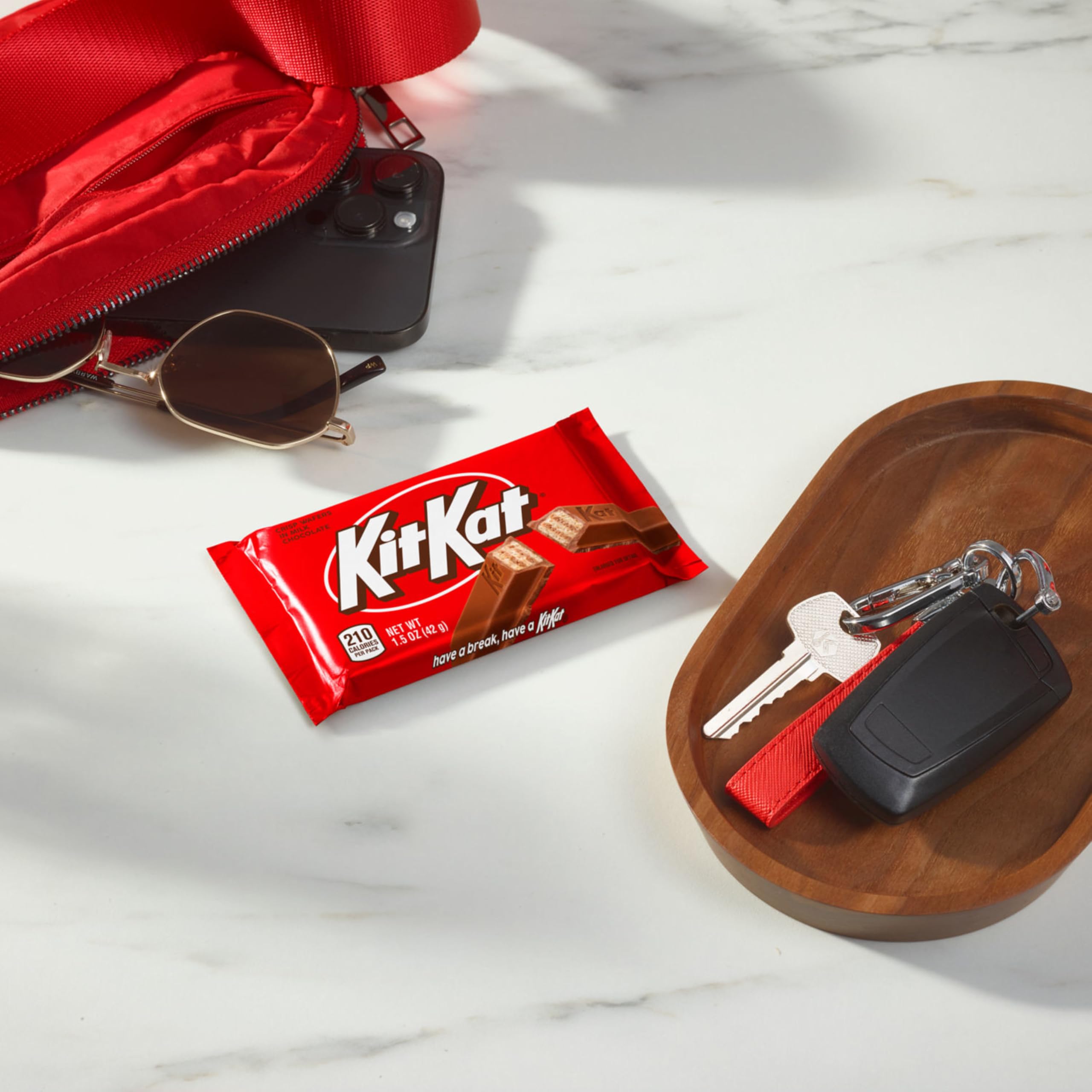 Kit Kat Schokoladenriegel Knusper Waffeln in Milchschokolade, 42,45 gramm Paket (Paket mit 36) | Knackige Waffeln mit Milchschokolade, koscher, einzeln verpackte Schokoladenbonbons für Lunchboxen und Teilen, 36 Stück