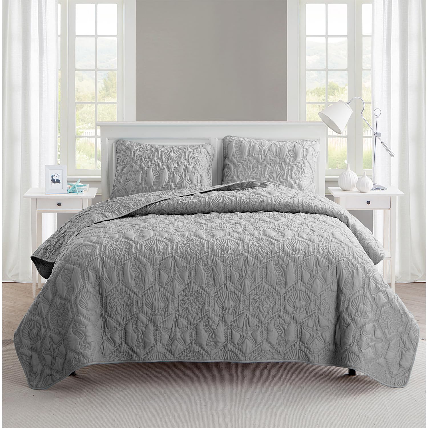 VCNY Home - King Quilt, Super Soft Reversible Bedding Set with Matching Shams, Seasons, Modern Room Decor (Shore Grey, 3-Piece)
