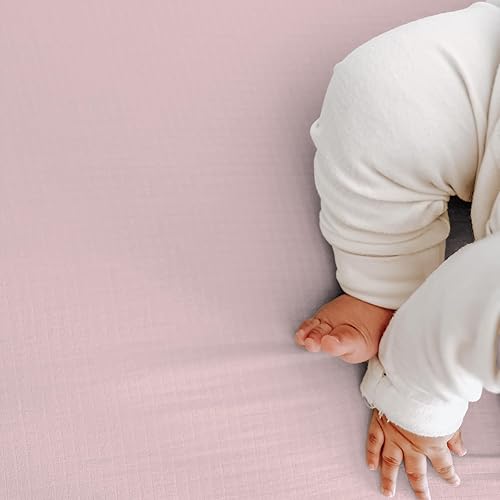 Miniatura 2 de Newton Baby Sábanas bajeras orgánicas para cuna (paquete de 2), 100% transpirables y ultrasuaves, 100% algodón de muselina orgánico, rosa amanecer,