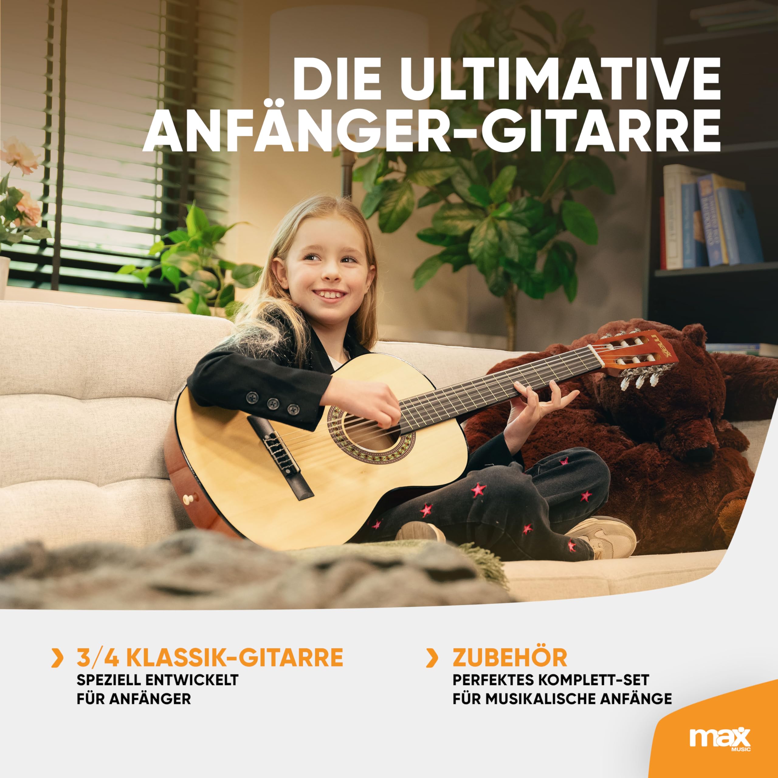 MAX SoloArt - Gitarre 3/4 Kindergitarre ab 6 Jahre, Junior Akustik Gitarre inkl. Gitarrenständer, Tasche, Plektrum, Gurt und Saiten-Zubehör, 3/4 Guitar Kinder ab 6 Jahren in Holz Ahorn