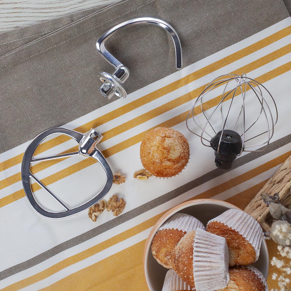 PRIXTON Batidora Amasadora KR250 para Repostería, Potencia 1500W, 10 Velocidades, Bol Acero Inoxidable de 5 litros, 3 accesorios, Tapa Transparente, Color Blanco Crema Mate (Reacondicionado)