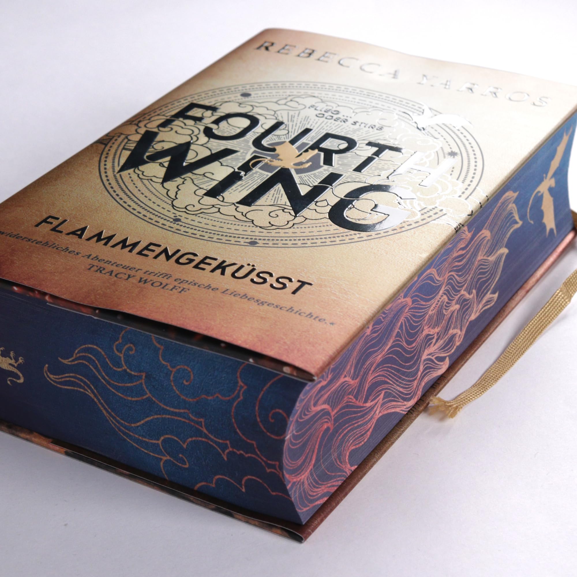 Fourth Wing - Flammengeküsst: Roman | Deluxe-Ausgabe mit atemberaubendem Farbschnitt | Das internationale Bestsellerphänomen: 1