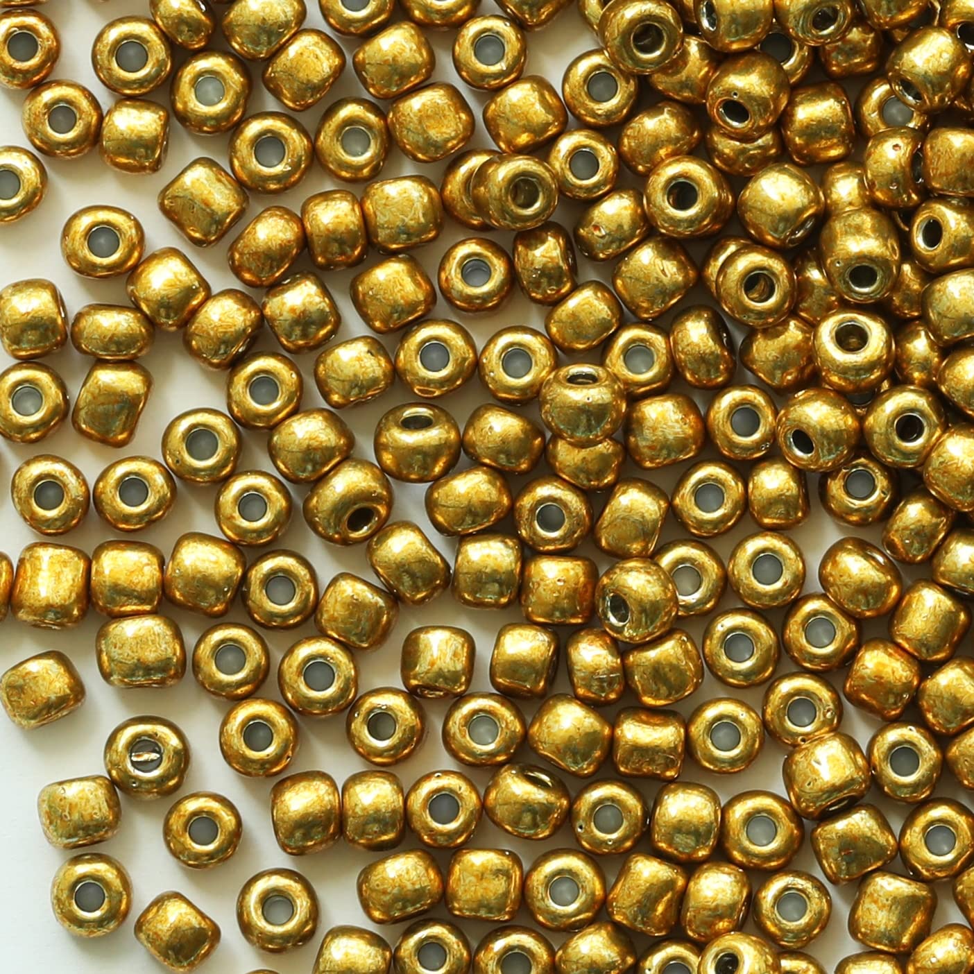 4mm Golden Seed Beads About 1600pcs/110Grams in Bag,6/0 Glass Craft Beads for Making Earrings Waist Jewelry, DIY Handmade (Golden) - Image 2