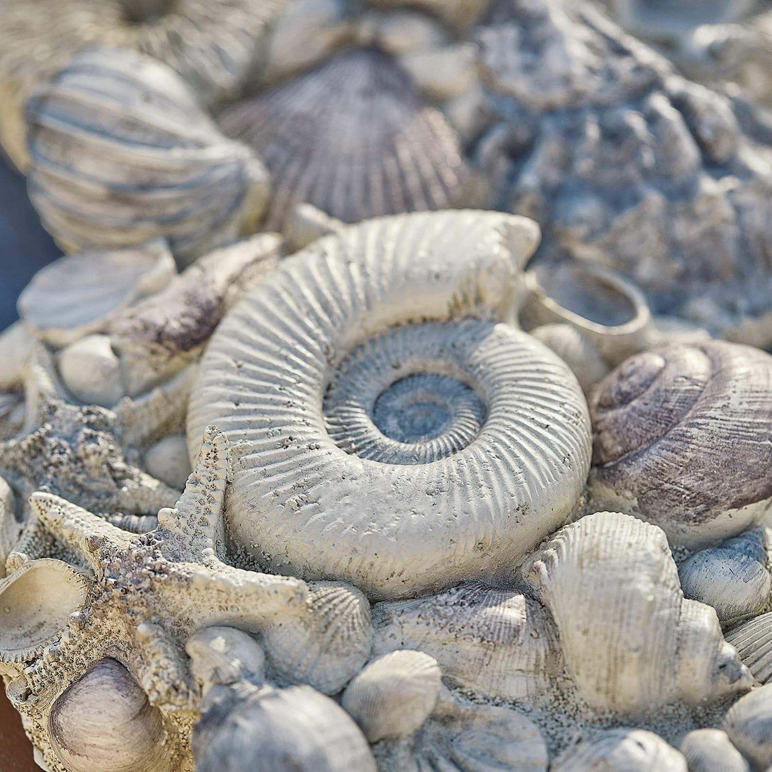 Loberon Deko-Muscheln Potnarvin, handbemalt, stilvolle Wand- oder Tischdeko, maritimes Flair, Outdoor-geeignet, Dekoobjekt,Polyresin, grau/blau/lila | handbemalt, stilvolle Wand- oder Tischdeko, maritimes Flair, Outdoor-geeignet, Dekoobjekt,Polyresin