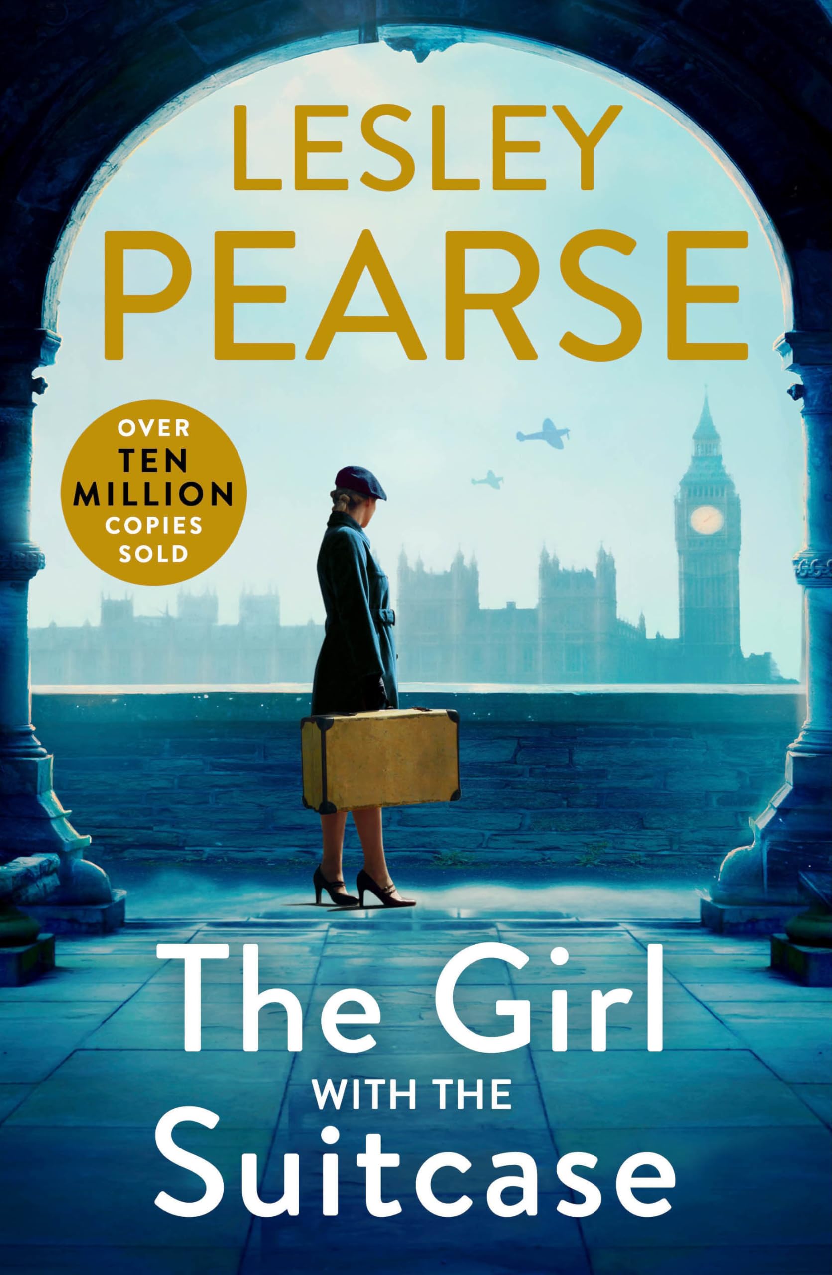 The Girl with the Suitcase: A captivating historical novel from the Sunday Times bestselling author