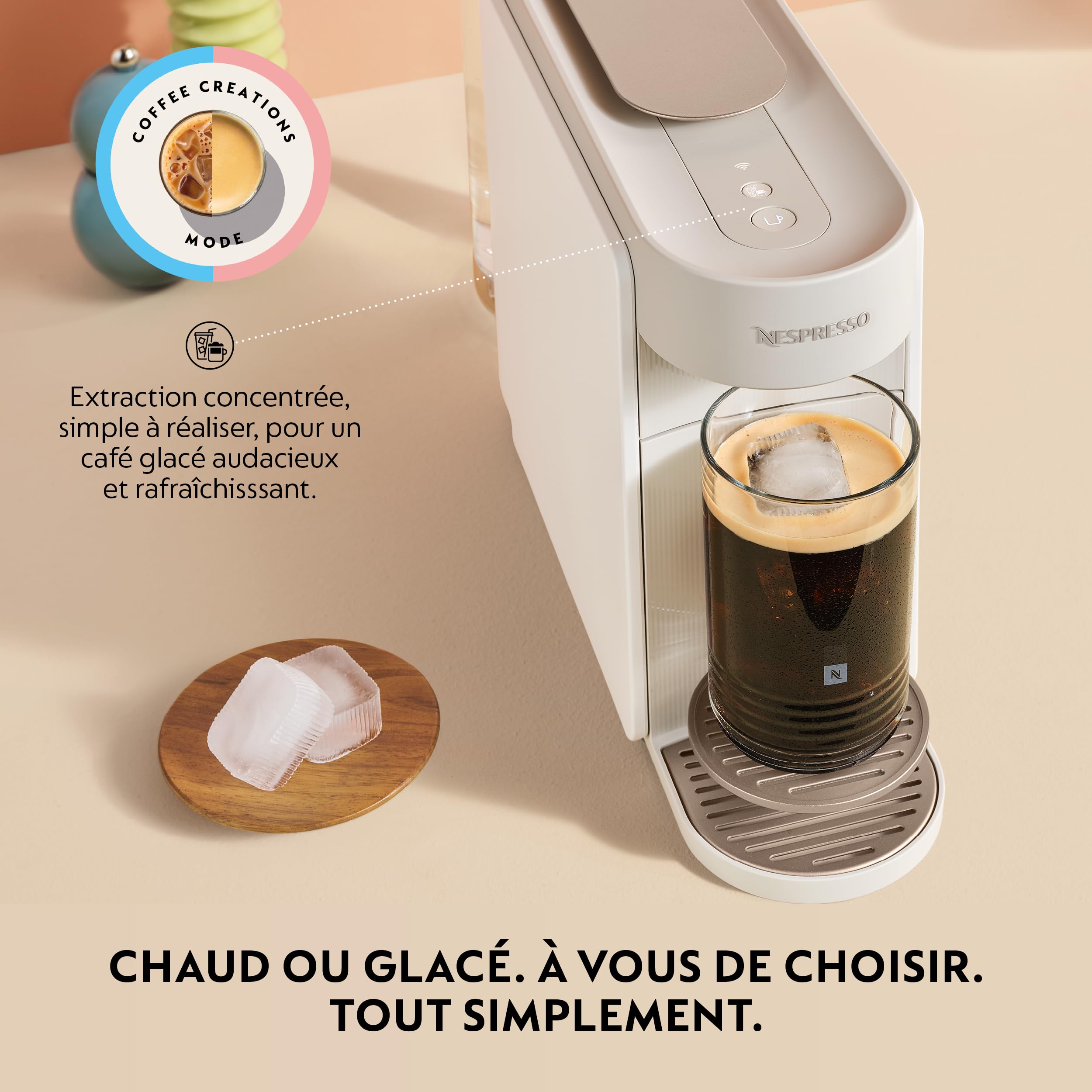 De'Longhi Nespresso Vertuo Up - Machine à café à Capsules avec 7 Formats de Tasse, Technologie Centrifusion, Chauffe Rapidement, Réservoir 1,4L, Mode Créations, Design Compact, Blanc (ENV200.W)