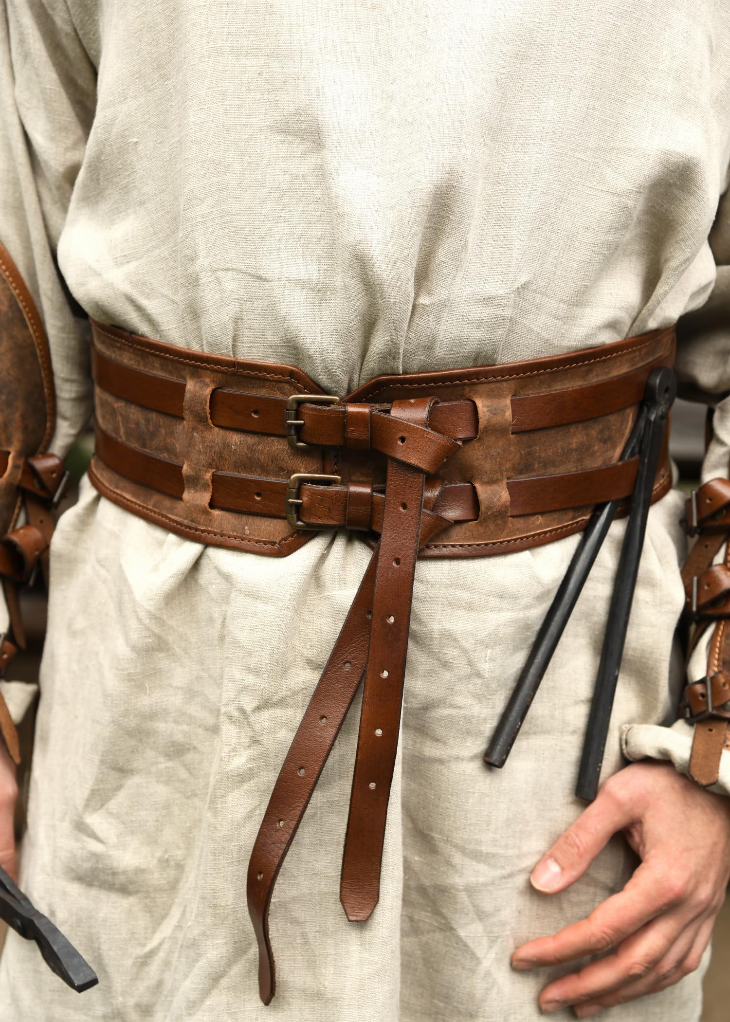 Battle-Merchant Gürtel Sindri aus Fettleder, braun, ca. 11,5 cm Breit