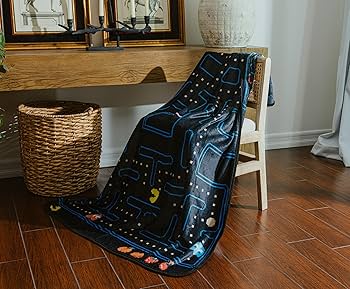 Amazon.com: Toynk PAC-Man Classic Maze 45 x 60 Inch Throw Blanket