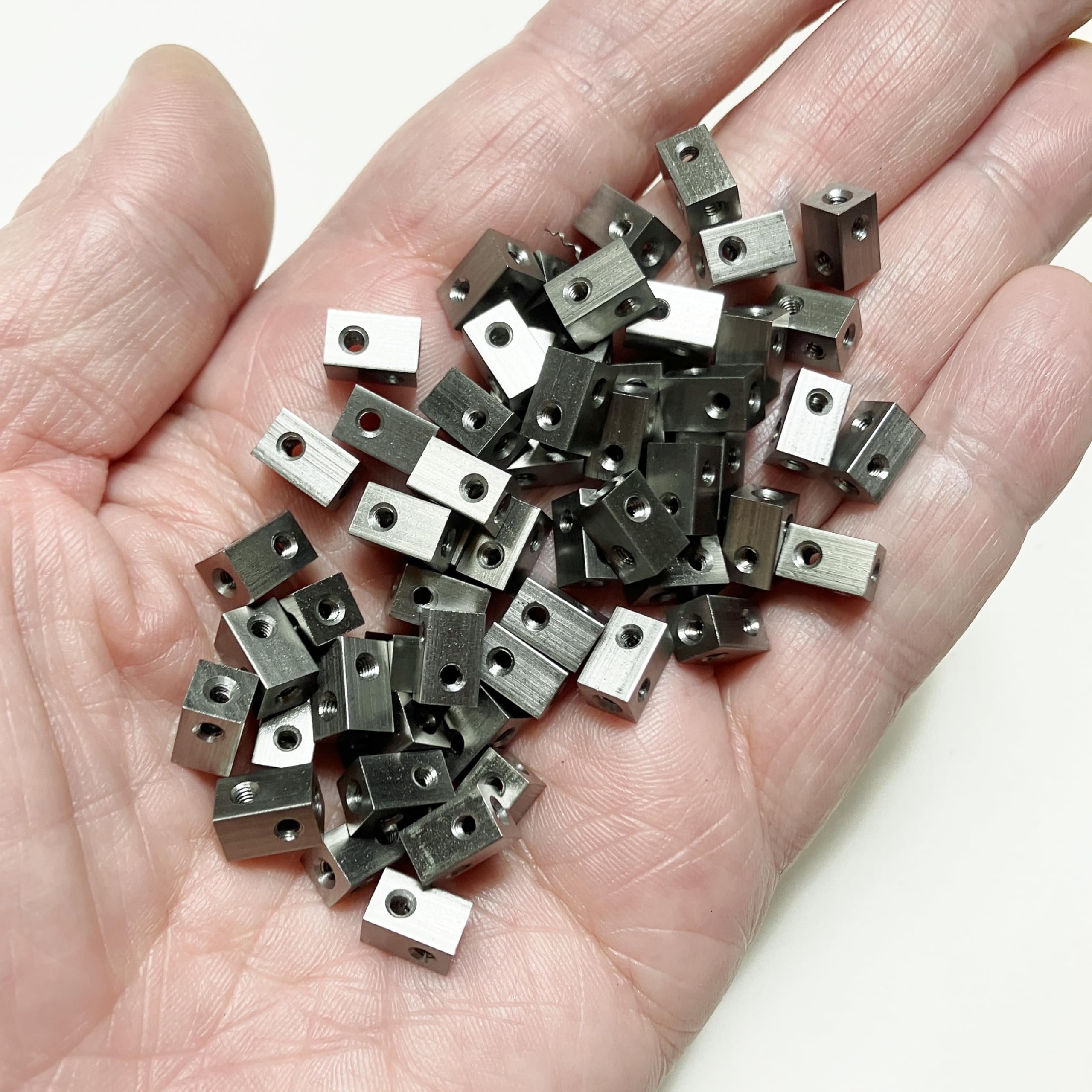 M00348-50 MOREZMORE 50pc Offset Cross Connectors M2 8x5x5mm Threaded 3-Way Chest Hip Hub for Ball Socket Stop Motion Puppet Armature Humanly Posable Armature Parts HPA