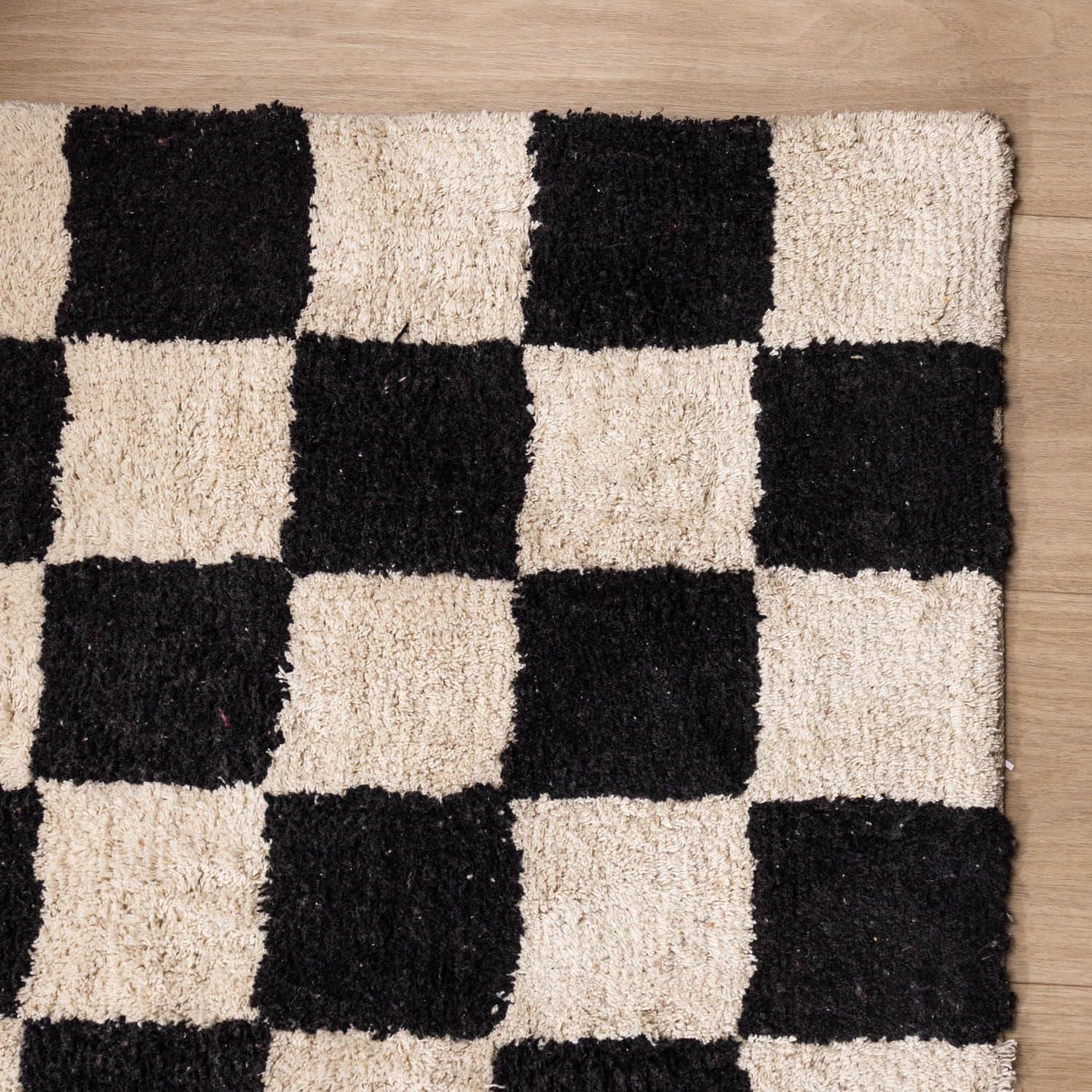 FRAAI | Home & Living Tapis de Salon rétro - Gambit Noir/Blanc - 140x200 cm - Pile Haute - Tapis de Salon Shaggy - Rectangulaire