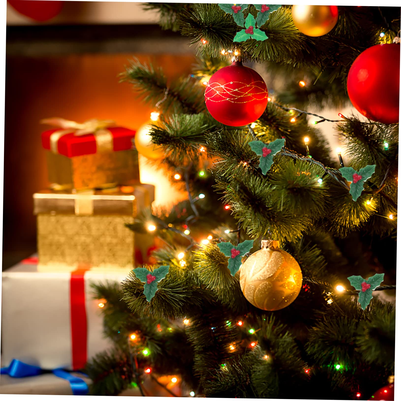 Abaodam Lot De 5 Décorations De Noël en Résine Houx Feuilles Baies Couronne De Sapin De Noël 30 Pièces X 5