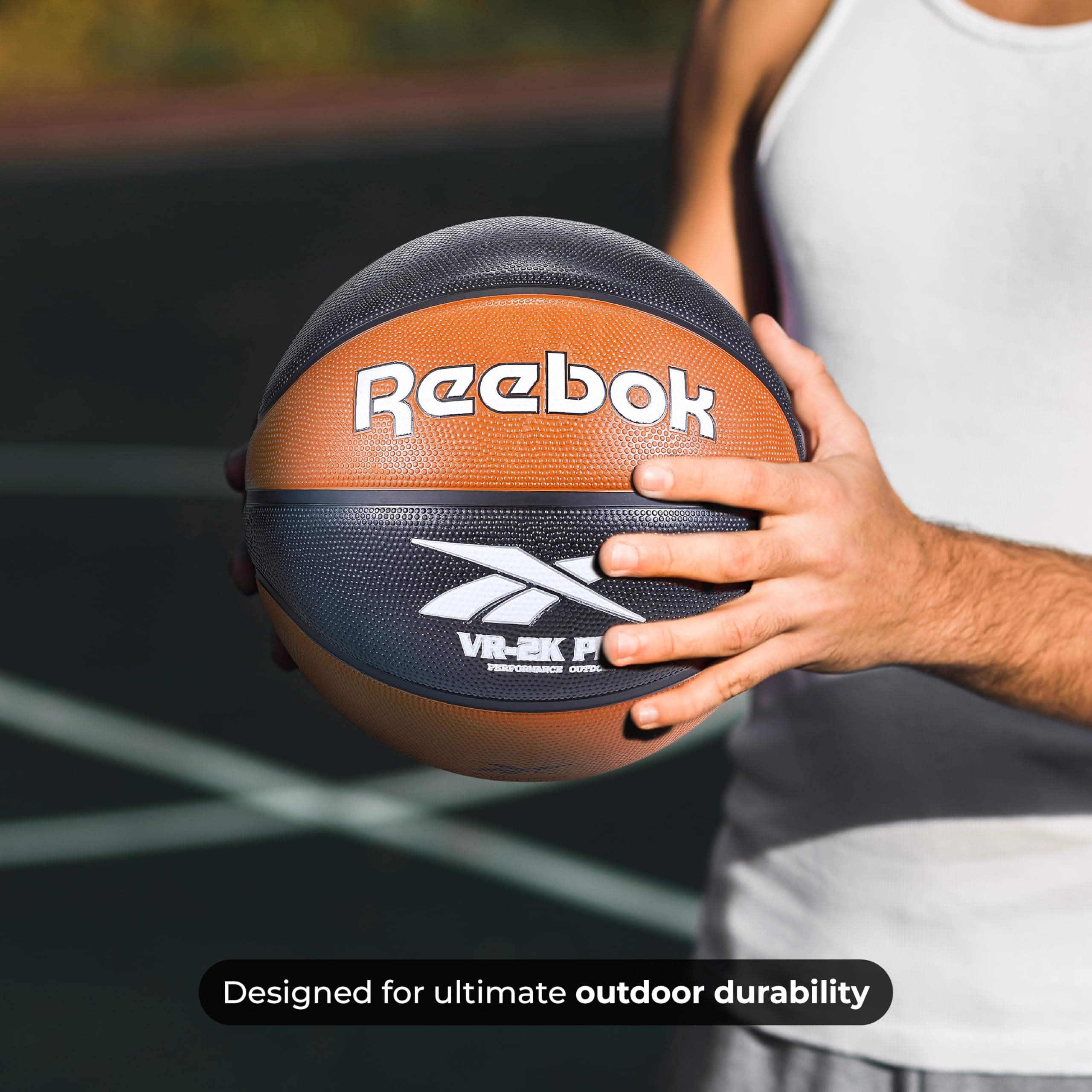 Reebok Balón de Baloncesto de tamaño Oficial, Piel compuesta, Agarre Antideslizante, Mantiene la Forma Constante, Duradero para Juegos al Aire Libre