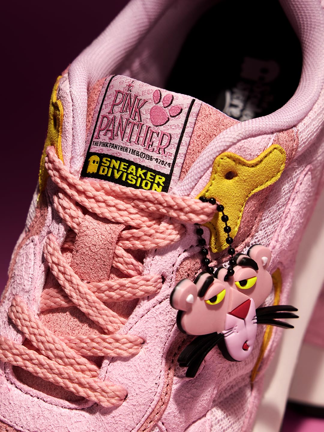 The Souled Store Pink Panther: Cool Cat - Sneaker basse da donna e ragazza, multicolore rosa e bianco, stile retrò, con rete traspirante, soletta imbottita e suola resistente