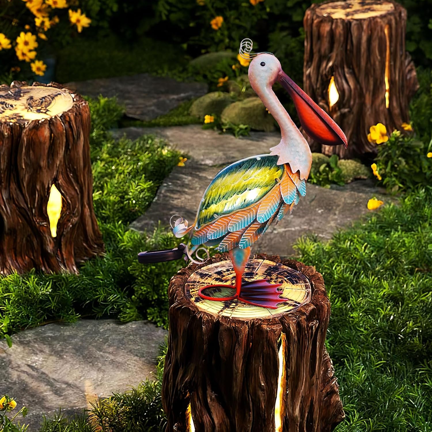 HONGLAND Solar Metal Pelican Statues Garden Sculpture