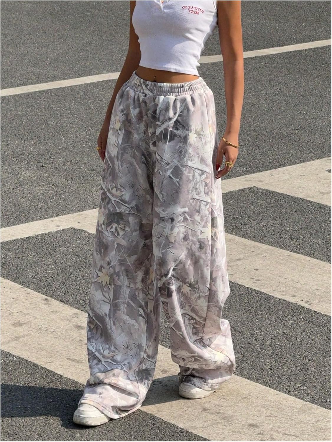 Women's Y2K Camo Maple Leaf Print Sweatpants Baggy Hip Pop Elastic Waist Long Pants Streetwear - Image 2