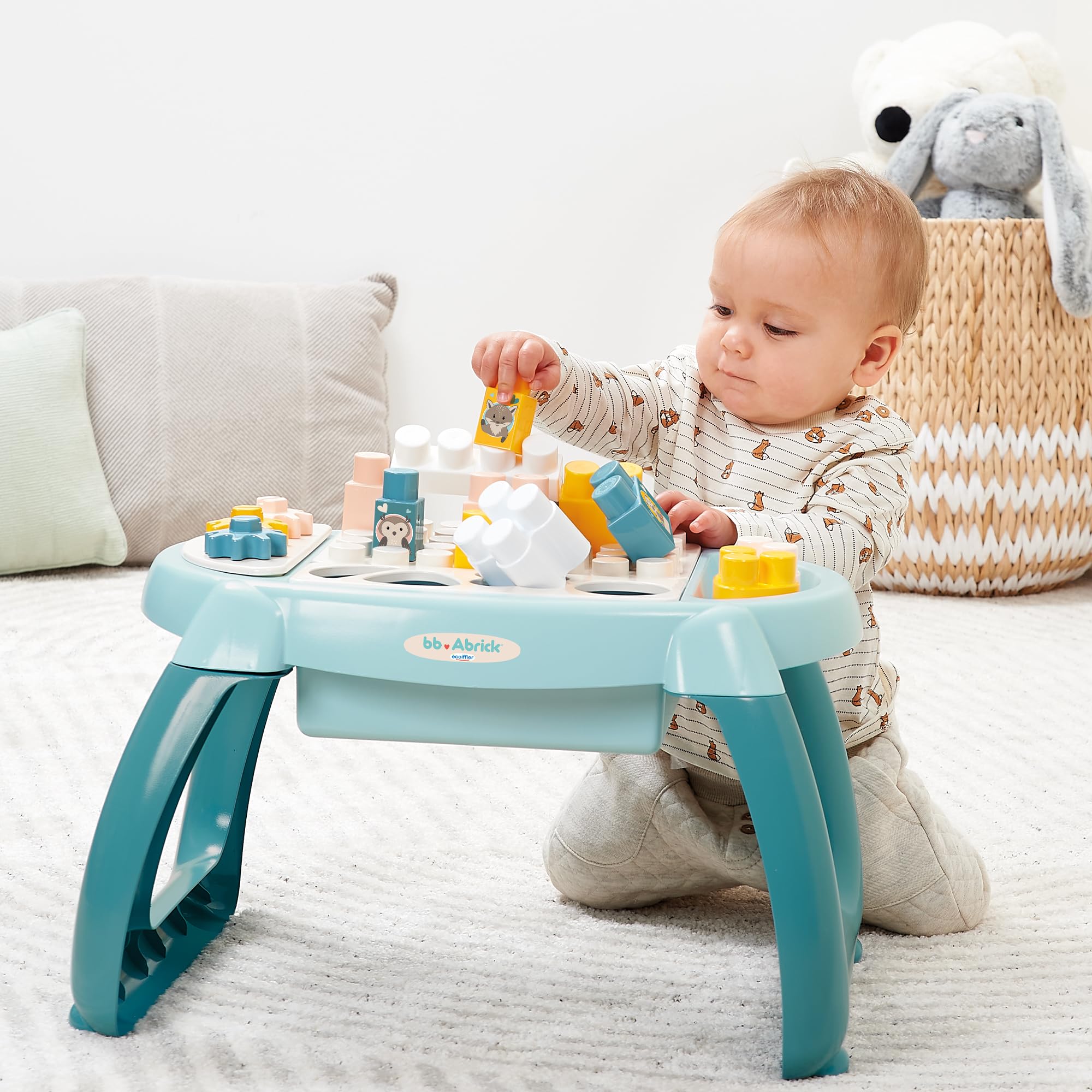 Ecoiffier- Mesa Infantil de Actividades, 22 Piezas de Construcción, Colores Pastel, Espacios de Almacenamiento, A partir de 12 meses (7600007917)