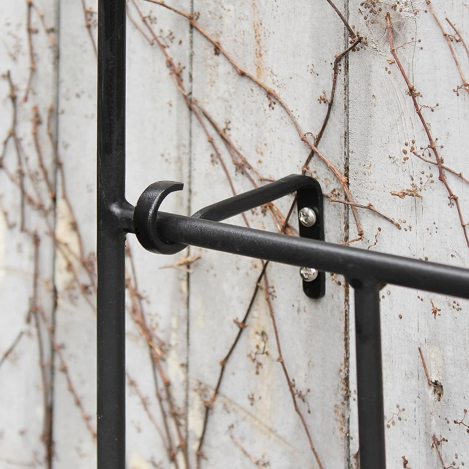 Wall Brackets for Trellises, 3 1/2" (2 pr)