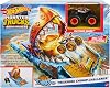 Hot Wheels Monster Trucks Arena Smashers Treasure Chomp Challenge Playset with 1:64 Scale Tiger Shark Toy Monster Truck & 1 Crushed Car, HTP17