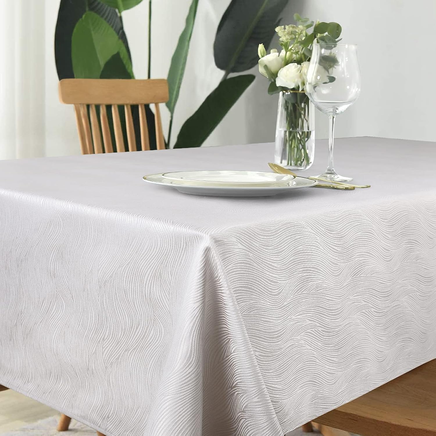 Swirl Pattern Table Cloth, Rectangle Tablecloth with Waterproof Wrinkle Free Oil Resistant Fabric, Washable 200GSM Polyester Table Cover for Dining, Party, Buffet, Wedding (60x84 inch, Light Gray)