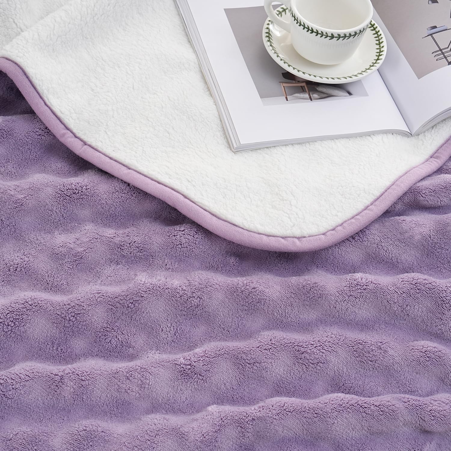 Manta impermeable para cama, sofá, coche, manta suave a prueba de fugas con patrón de burbujas 3D, manta reversible a prueba de agua para mascotas, perros, gatos, cachorros (60 x 80 pulgadas