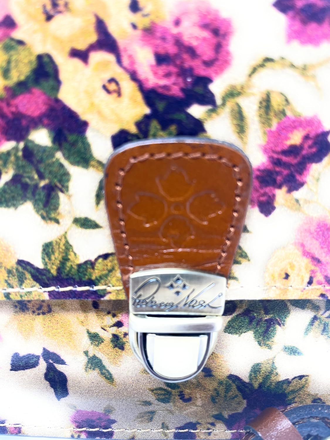 Patricia Nash | Lanza Leather Crossbody Bag | Women's Crossbody Purse | Crossbody Clutch - Image 4