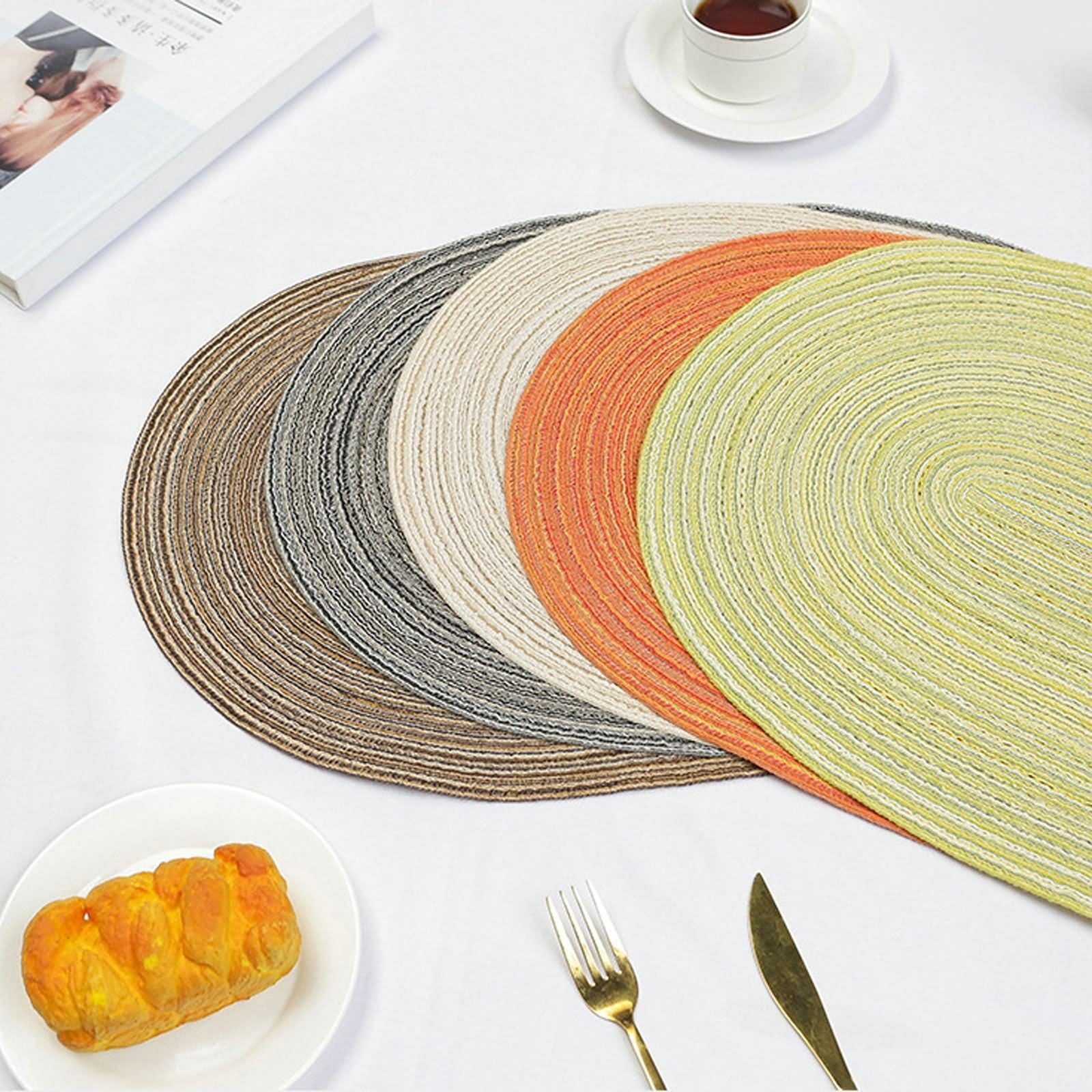 Juego de 4 manteles individuales, color naranja, 50 x 35 cm, forma ovalada, monocolor, poliéster y algodón