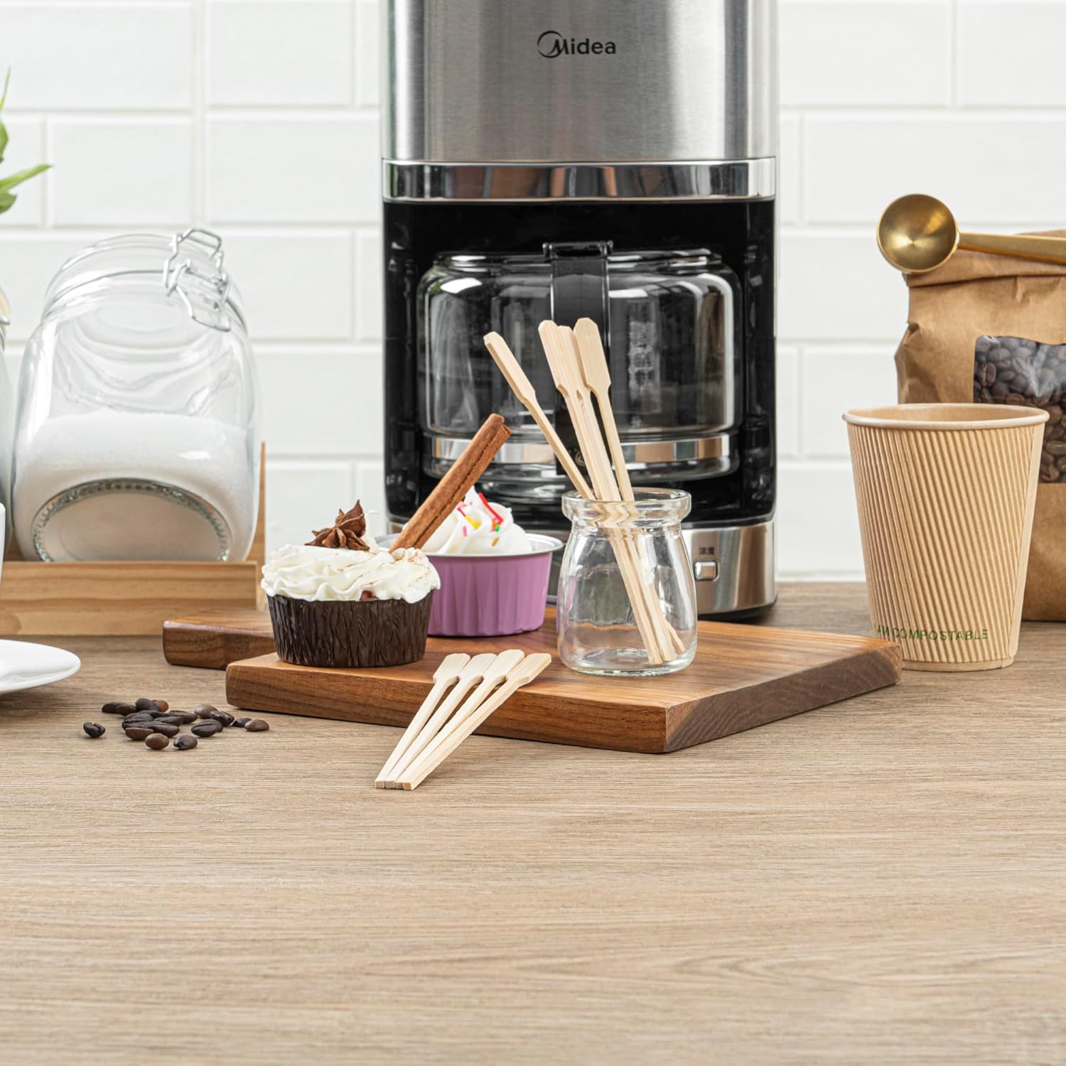 Restaurantware 6 Inch Coffee Stirrers 1000 Paddle Handle Stir Sticks - Premium Disposable Natural Bamboo Wooden Stir Sticks For Tea And Hot Beverages