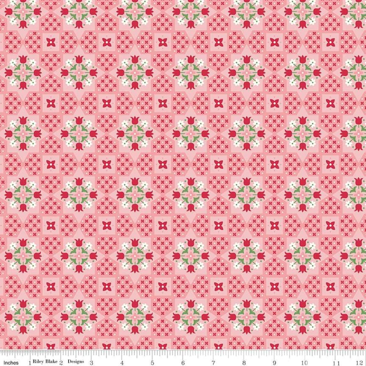 Flea Market Fat Eighth Bundle (36 Pieces) by Lori Holt for Riley Blake 9 x 21 inches (22.86 cm x 53.34 cm) Fabric cuts DIY Quilt Fabric